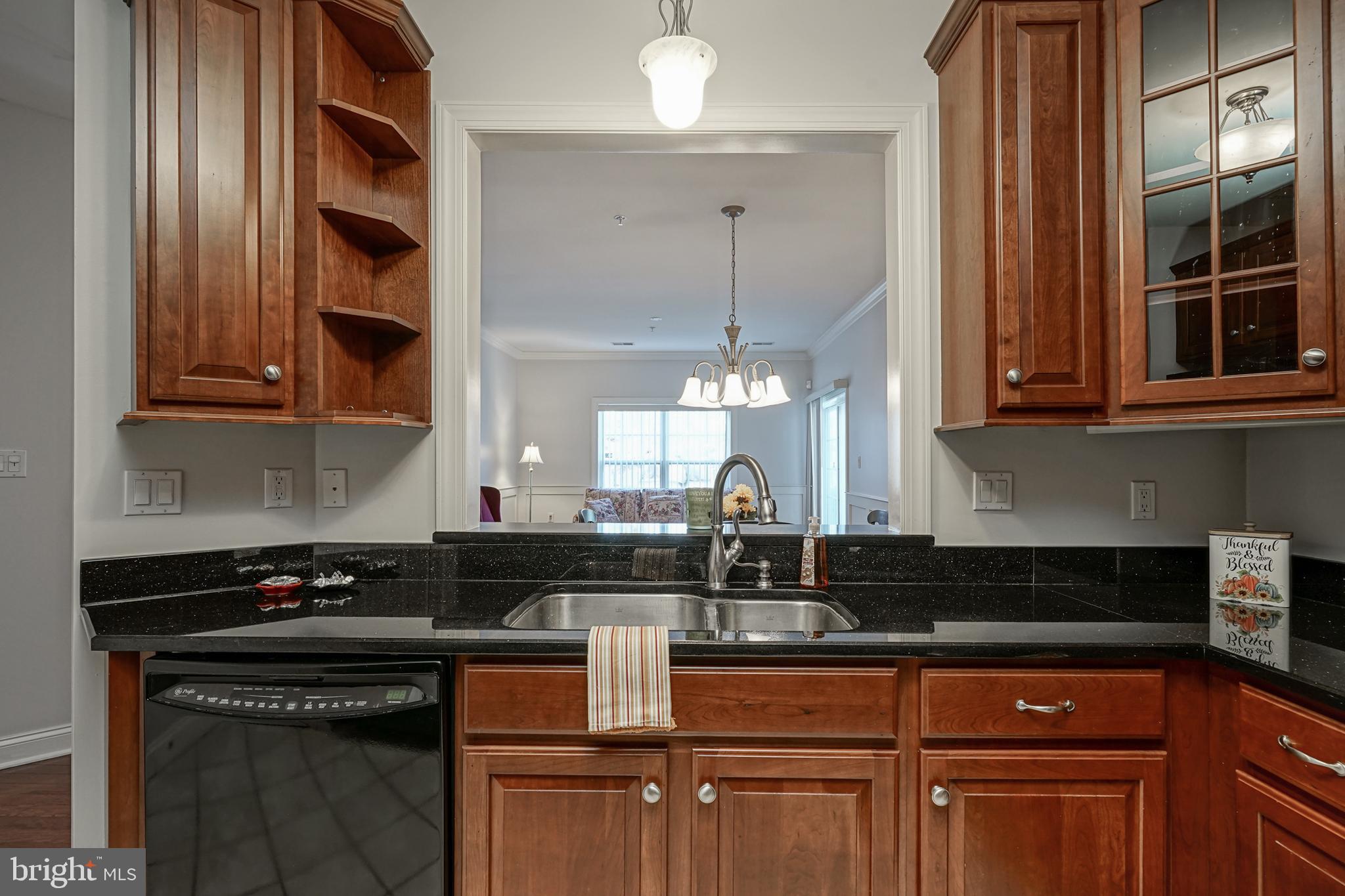 CREEKSIDE VILLAGE - Residential