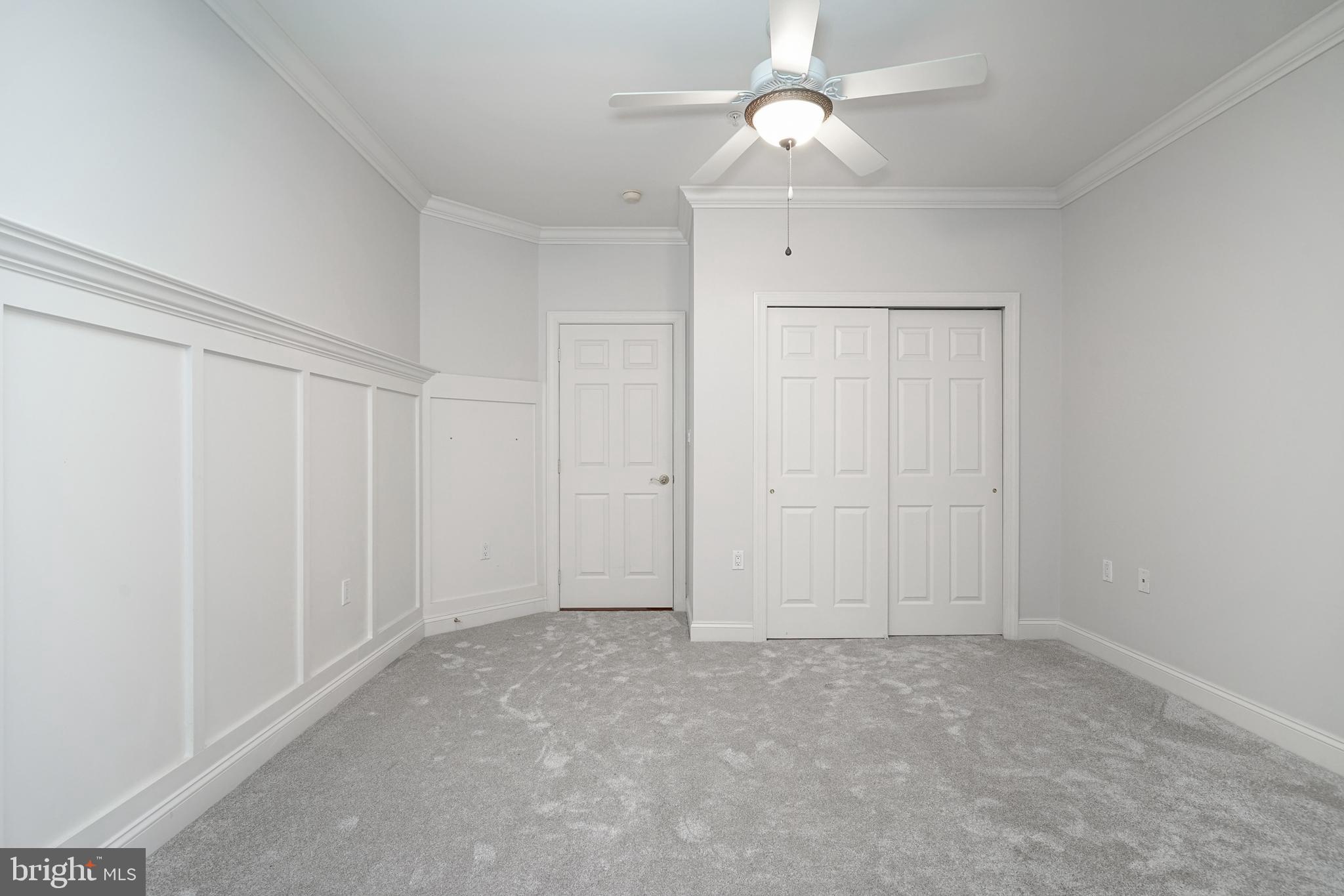 CREEKSIDE VILLAGE - Residential