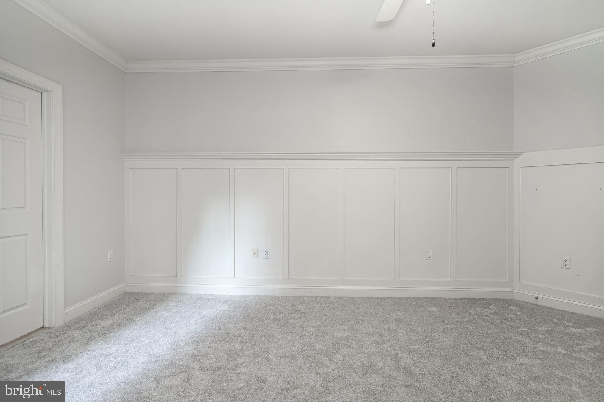 CREEKSIDE VILLAGE - Residential