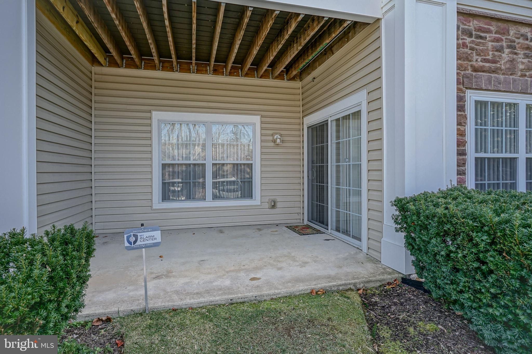 CREEKSIDE VILLAGE - Residential