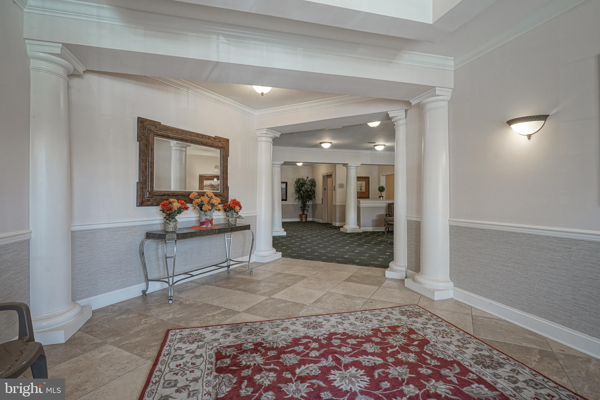 CREEKSIDE VILLAGE - Residential