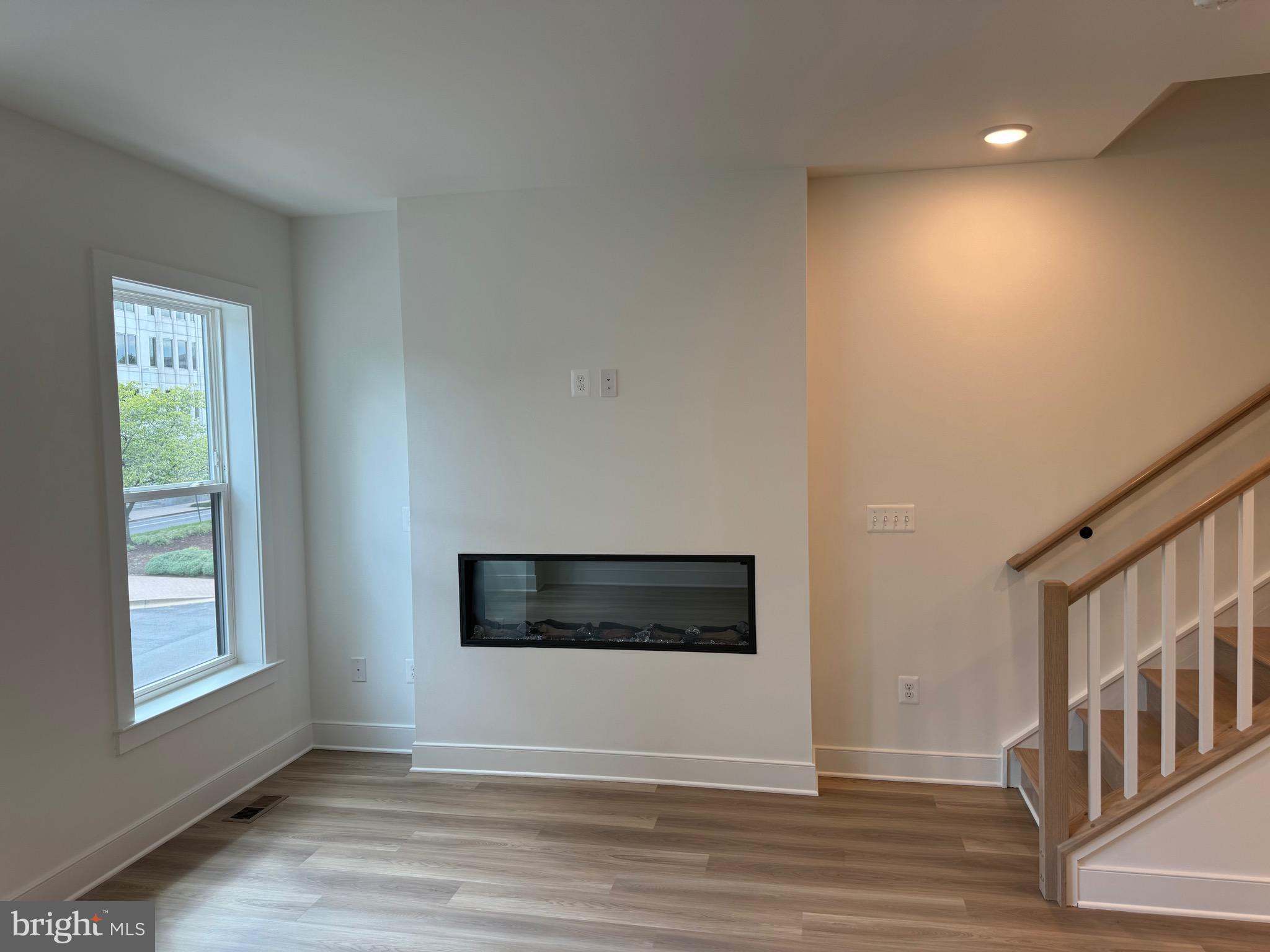 KING FARM - Residential Lease