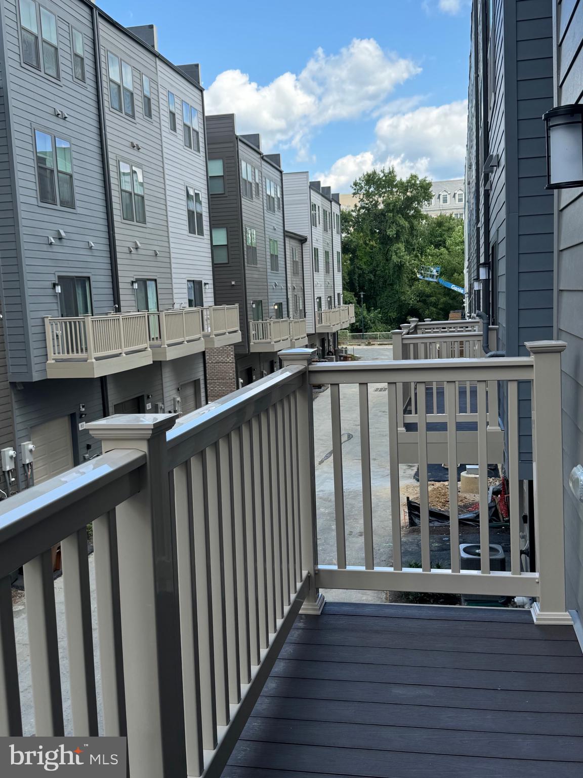 KING FARM - Residential Lease