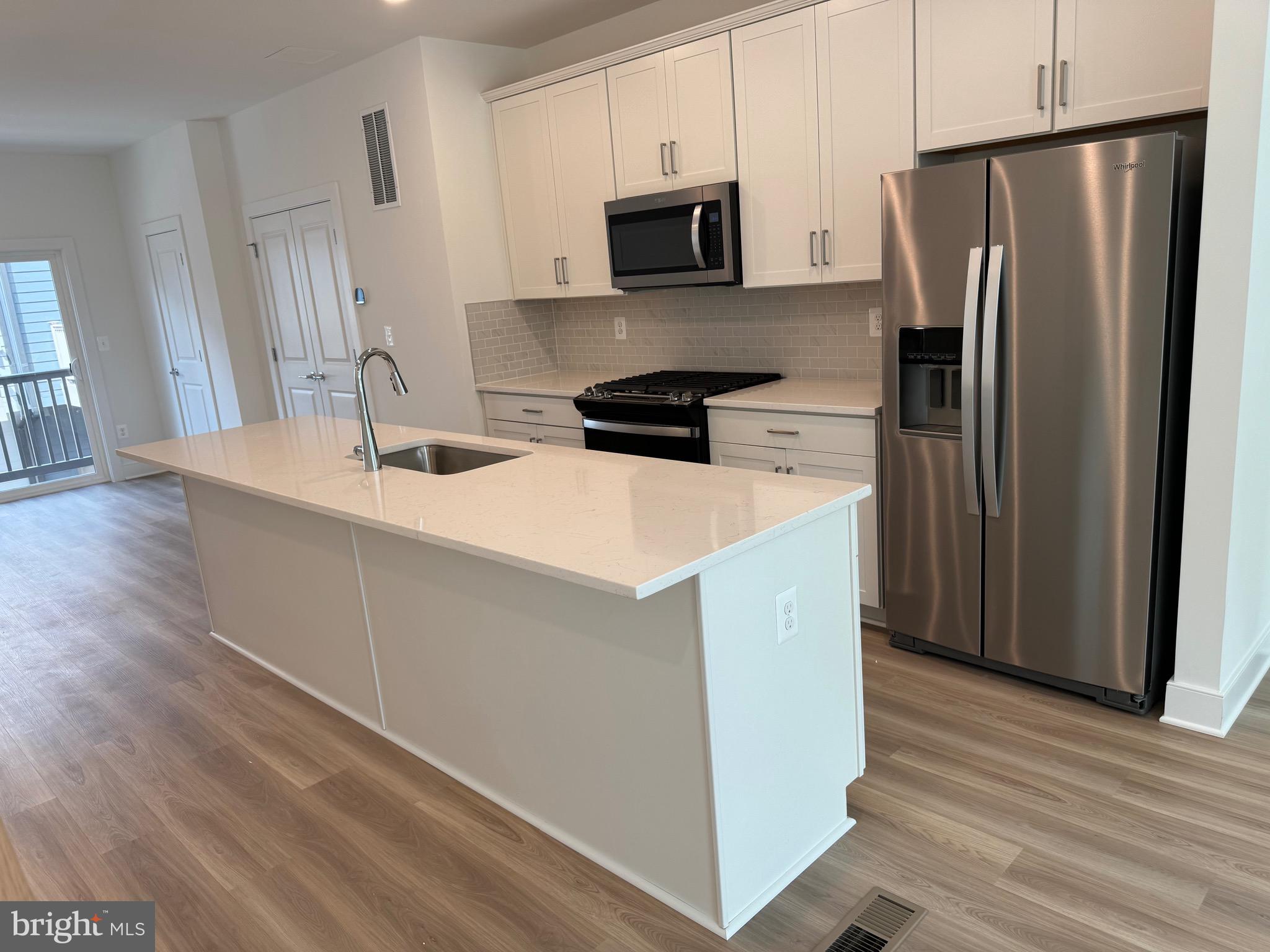 KING FARM - Residential Lease