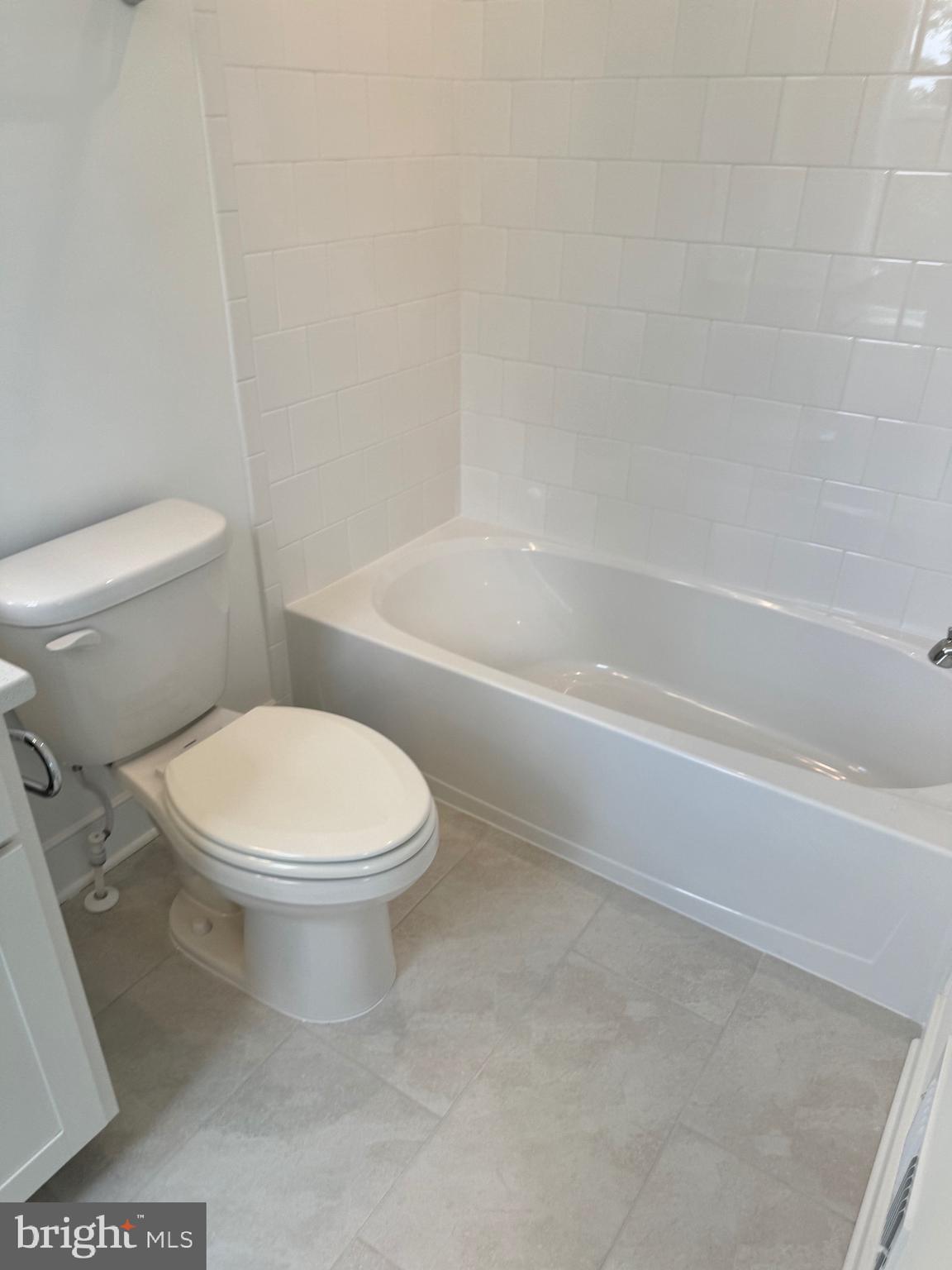 KING FARM - Residential Lease