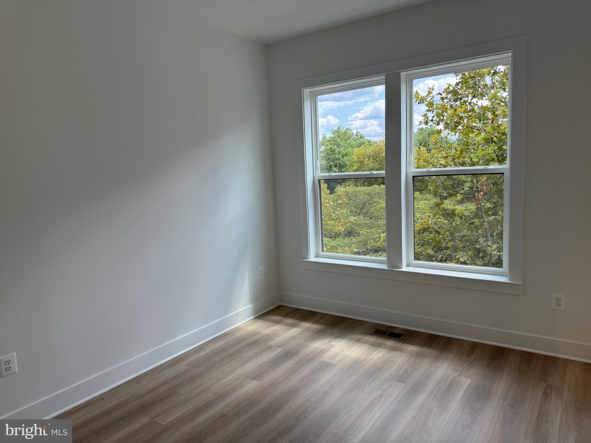 KING FARM - Residential Lease