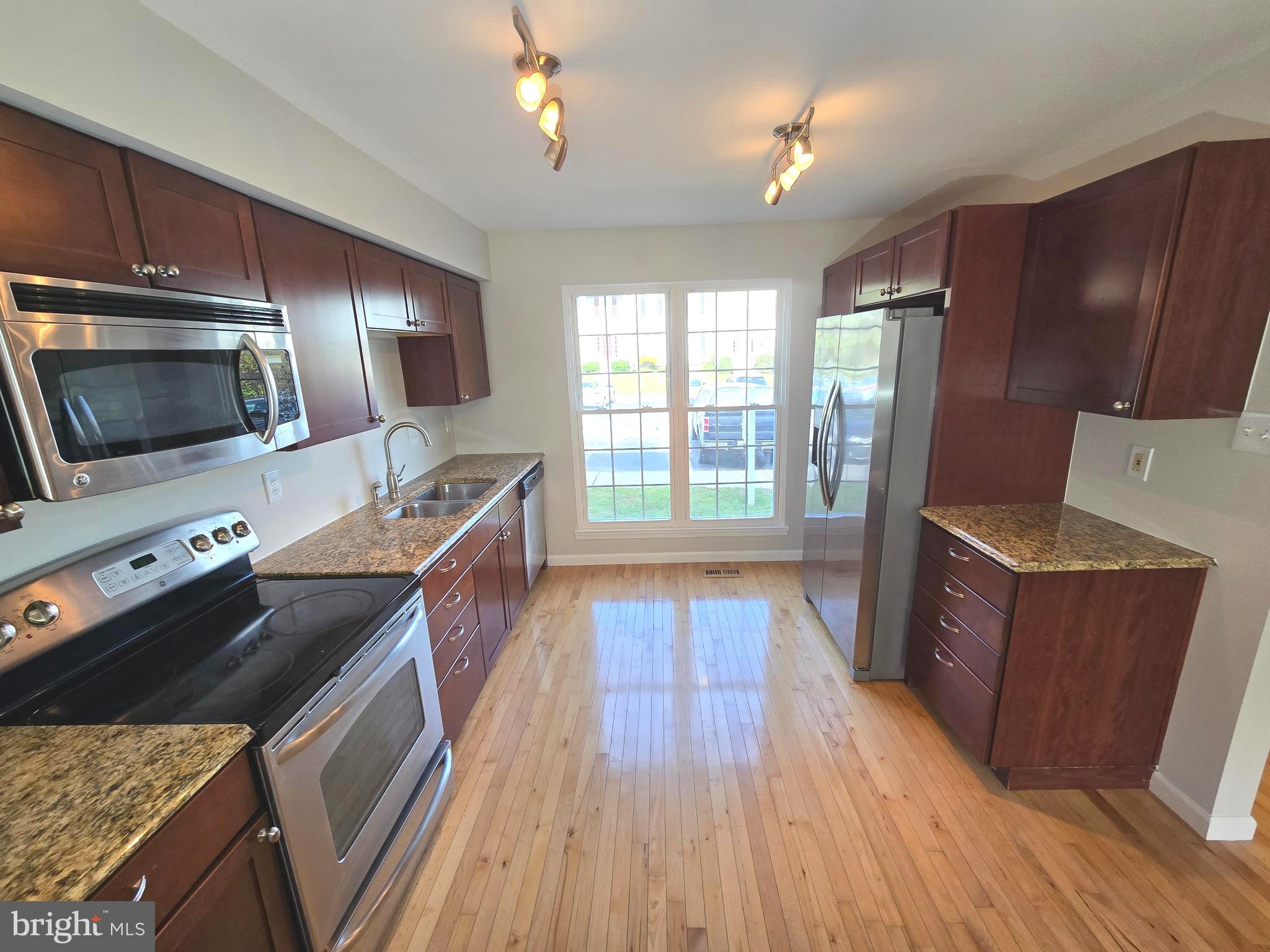 HALLOWELL - Residential