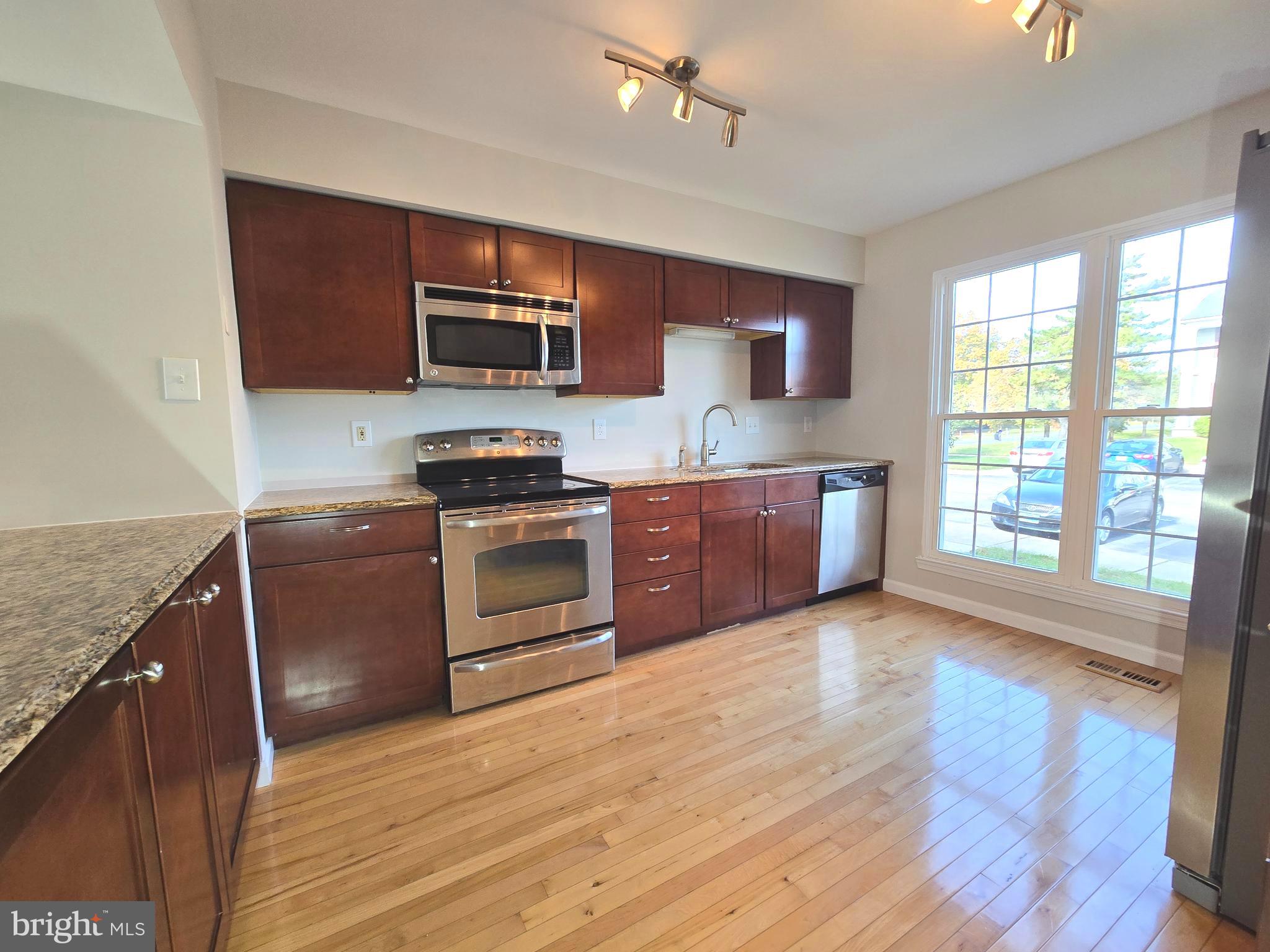 HALLOWELL - Residential