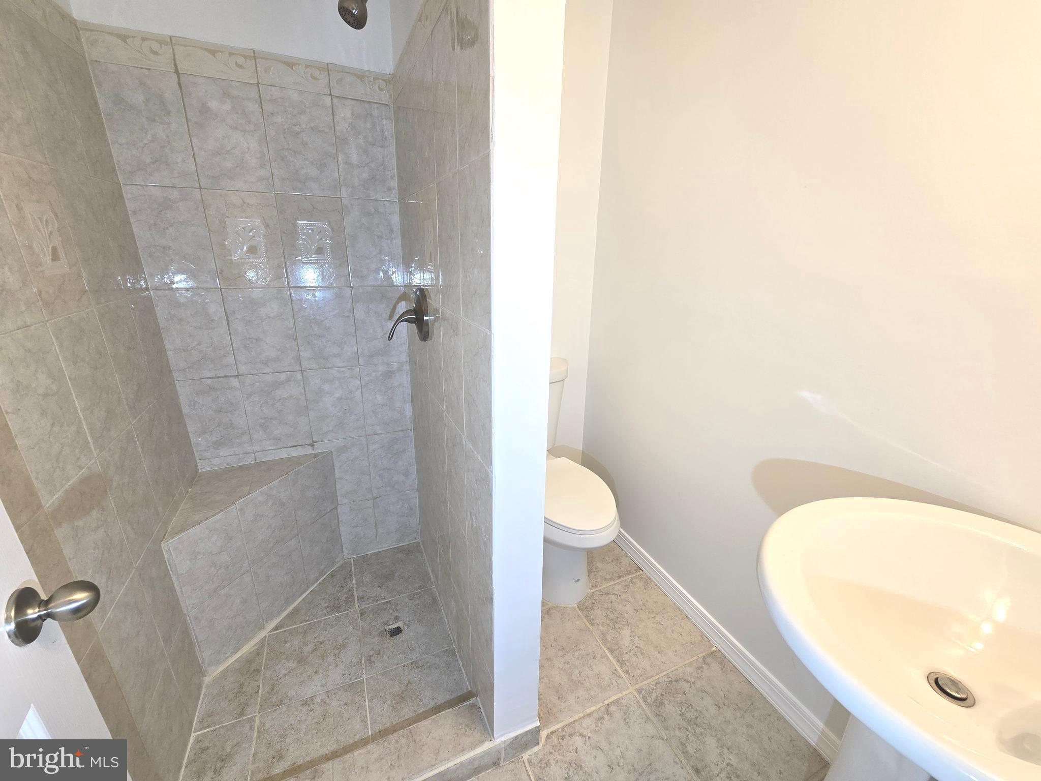 HALLOWELL - Residential