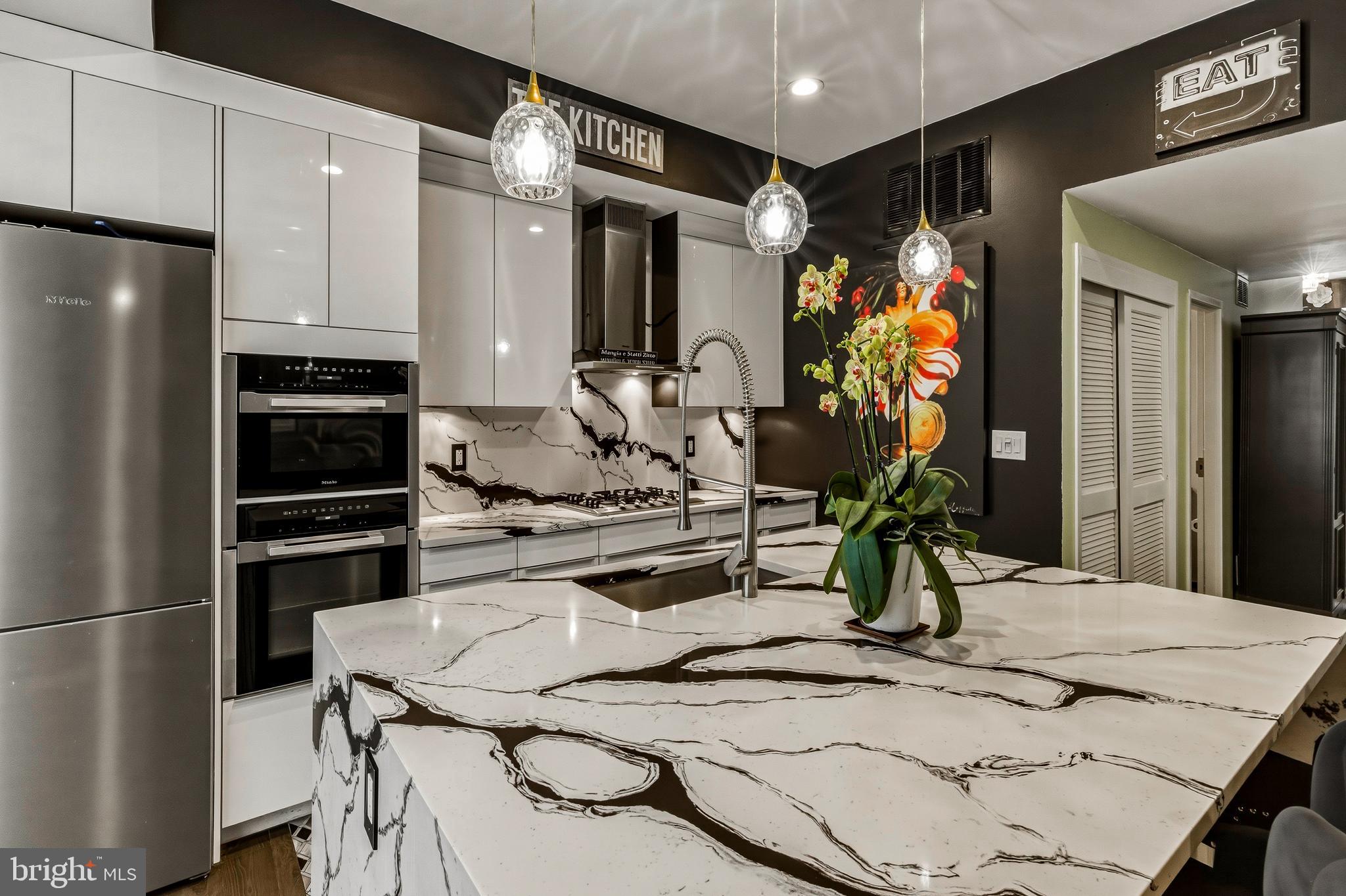 122 NEW STREET 30 4D