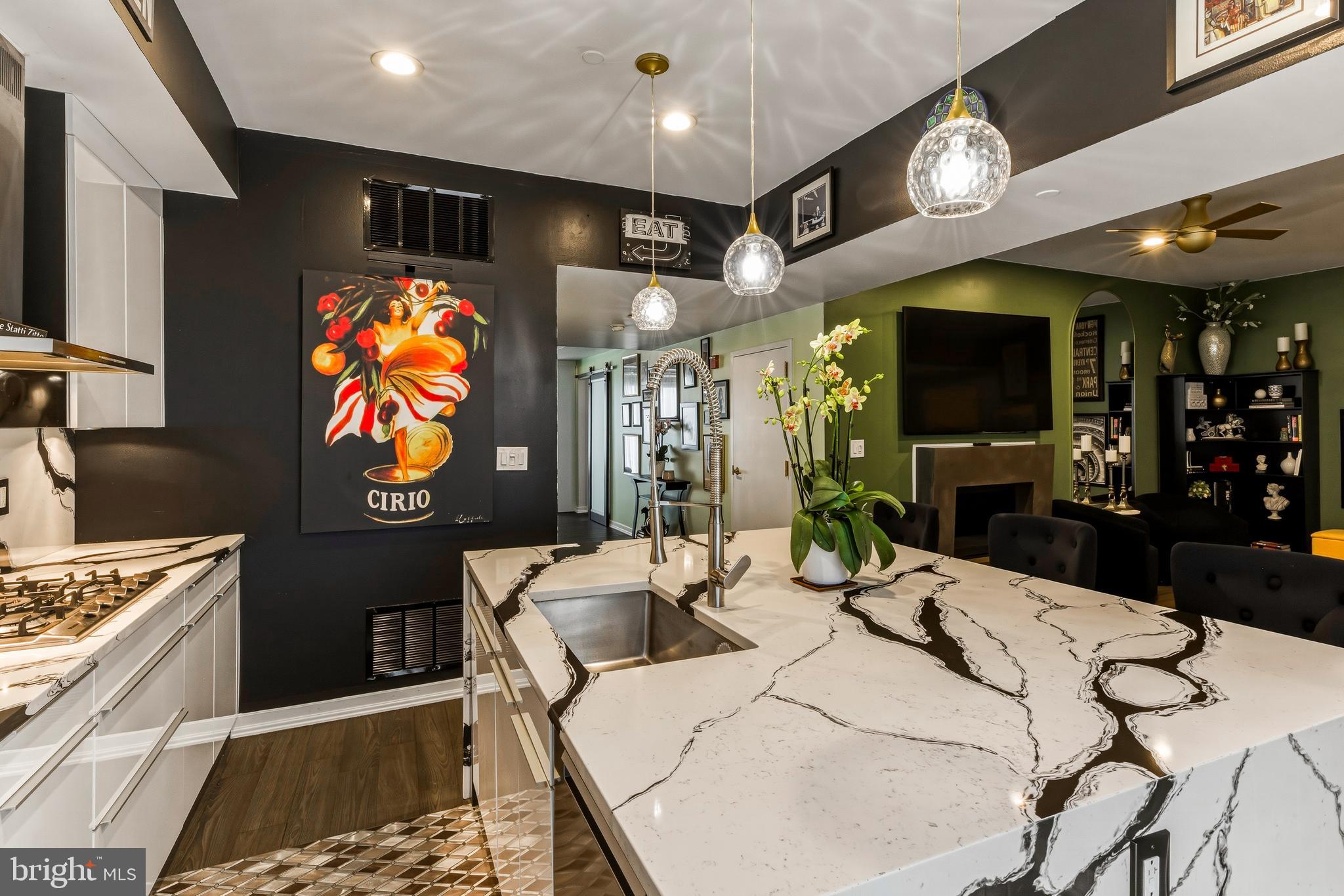122 NEW STREET 30 4D