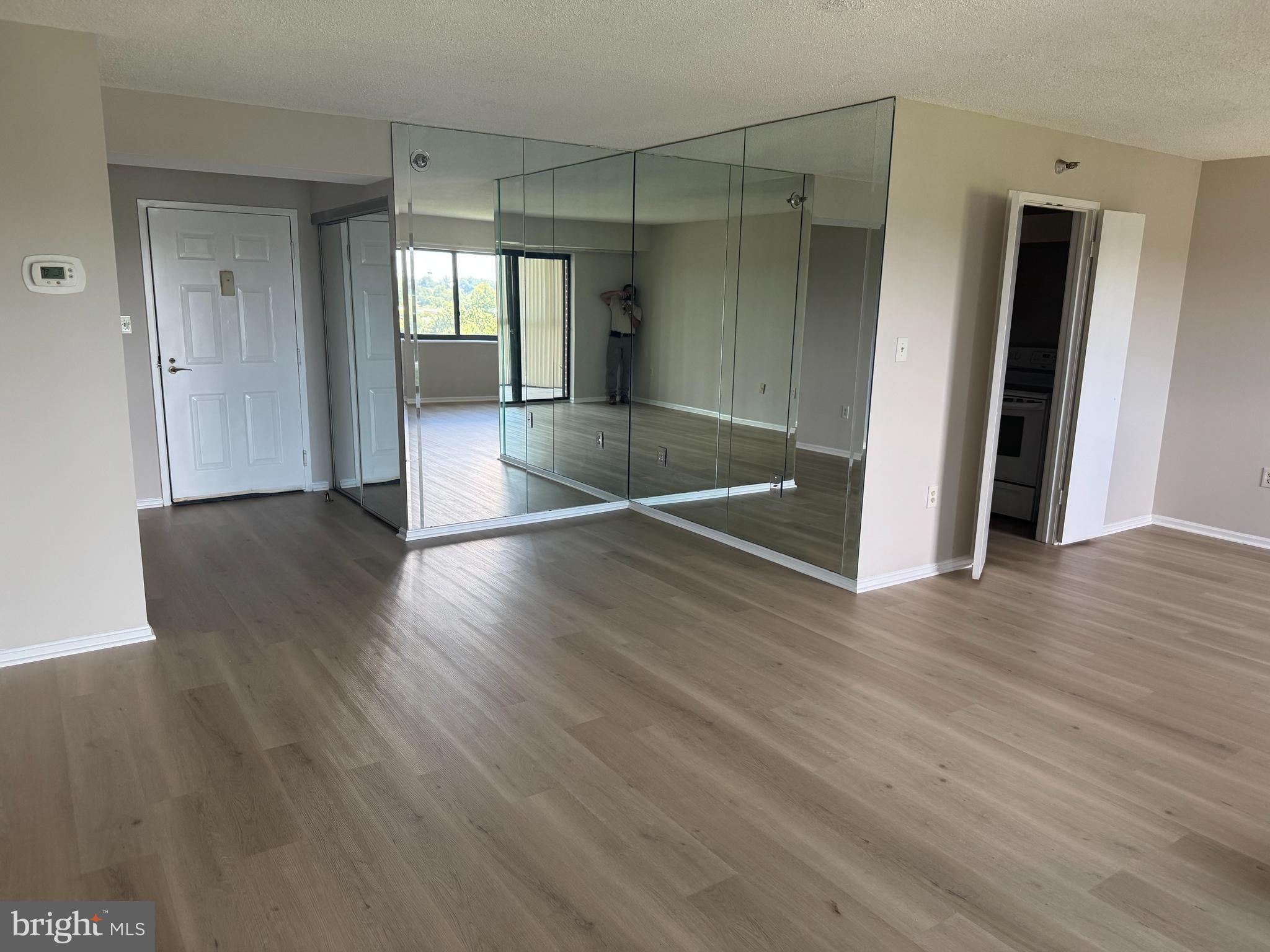 15101 INTERLACHEN DRIVE 1-1002