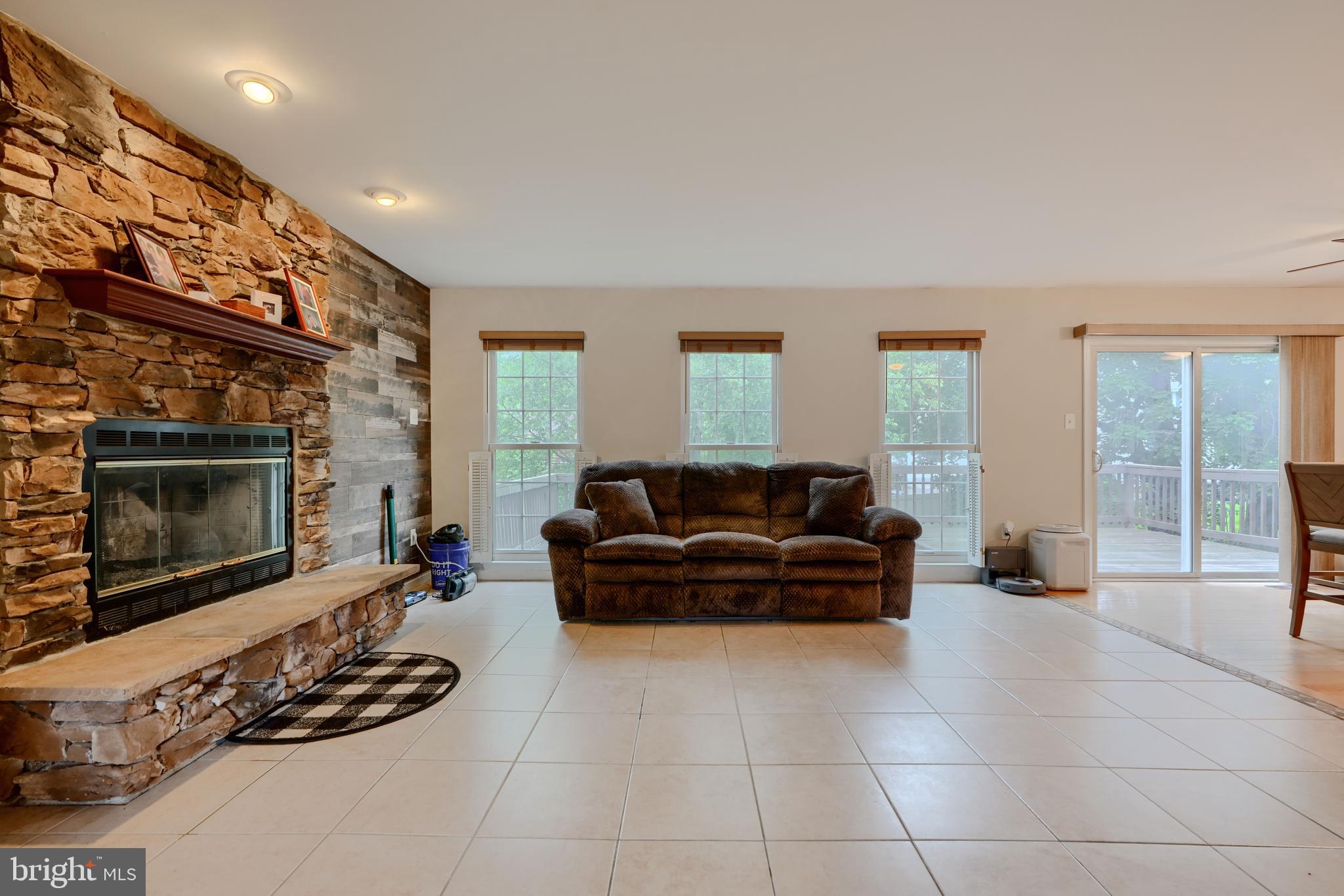 110 DOUGLASS COURT