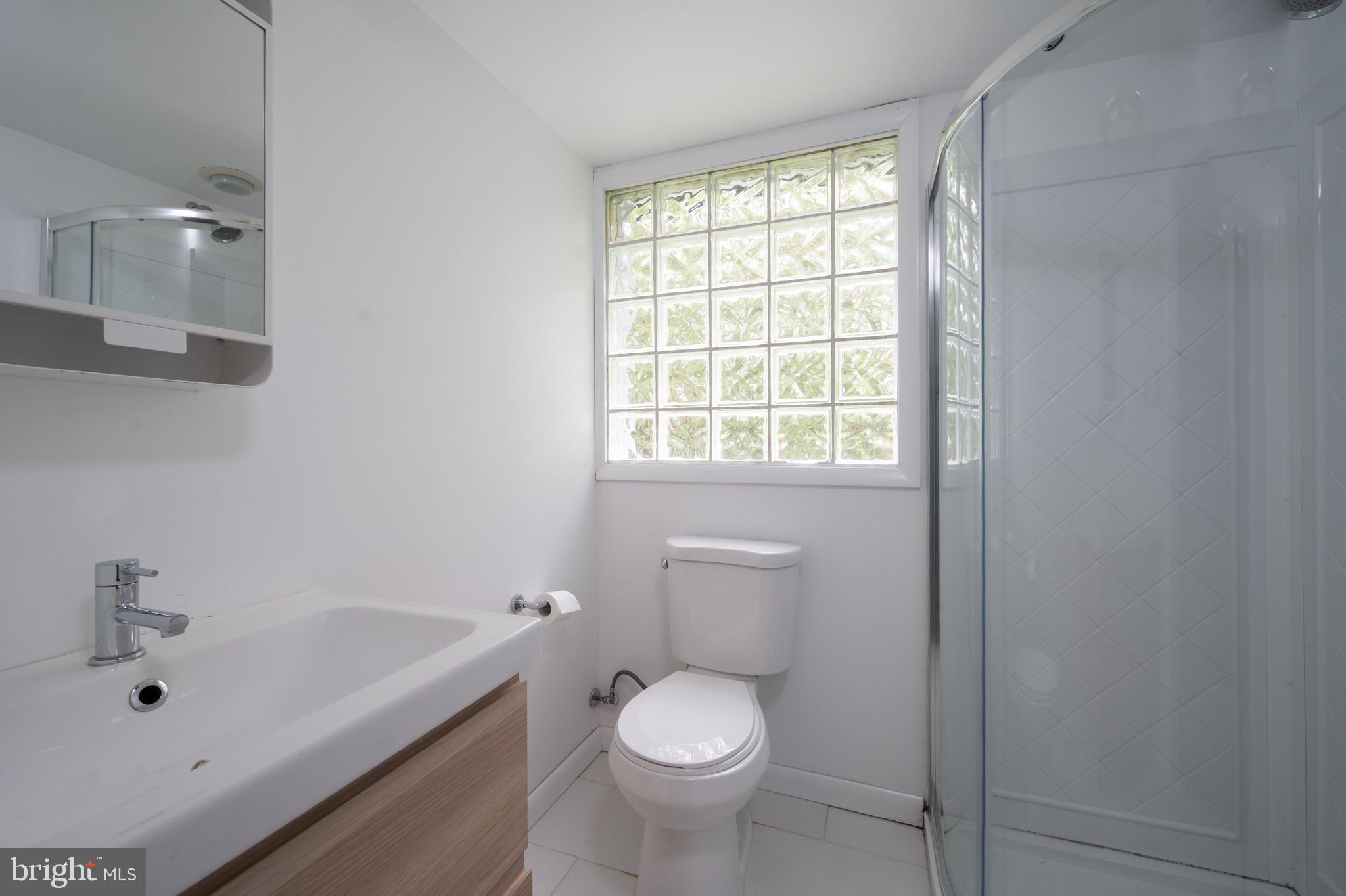 SHERWOOD HALL - Residential