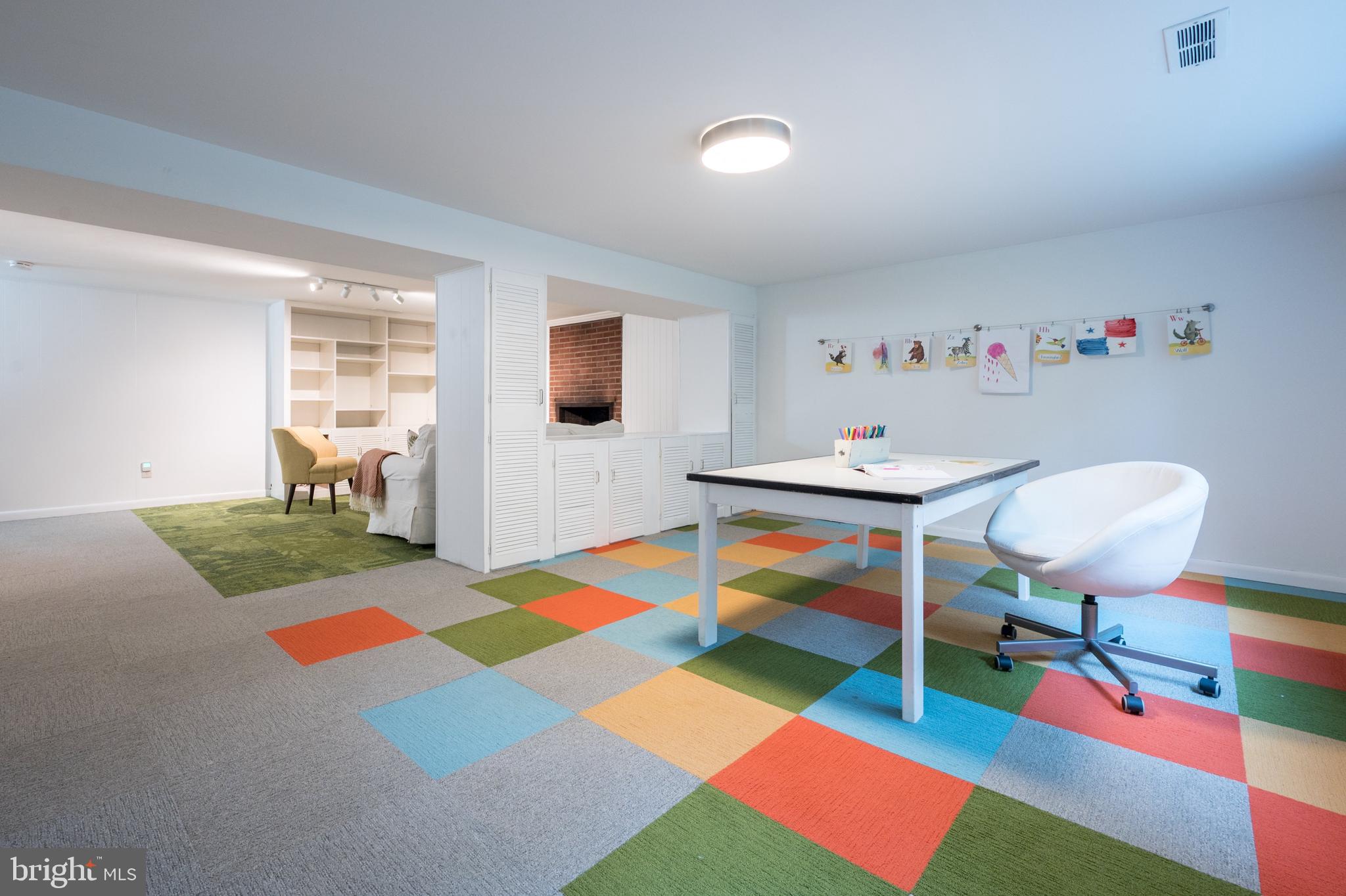 SHERWOOD HALL - Residential