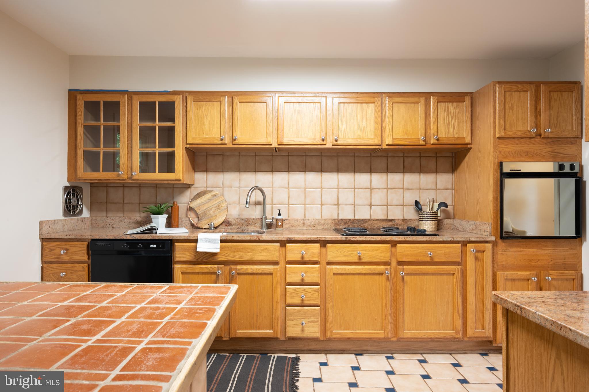 SHERWOOD HALL - Residential