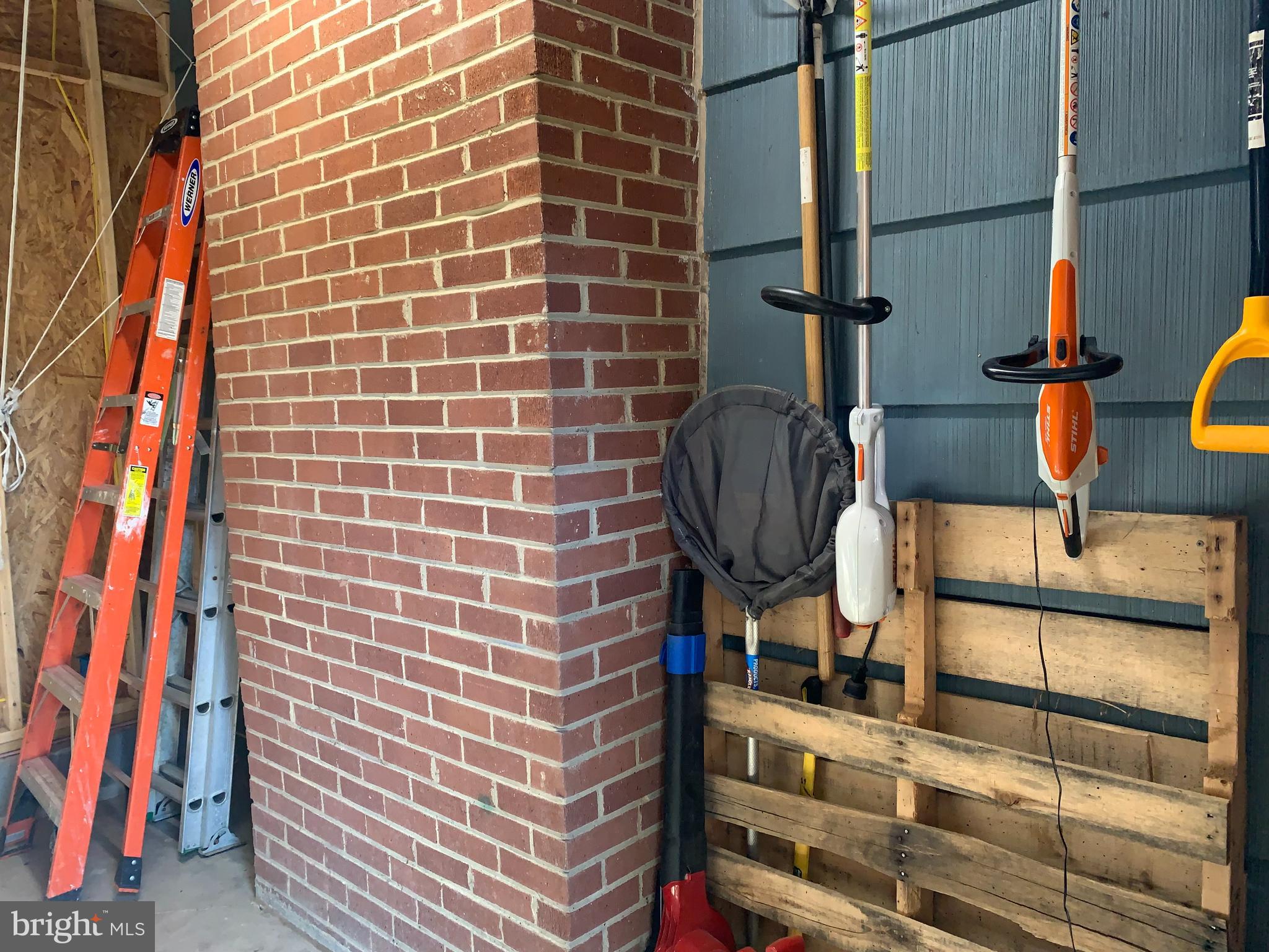 SHERWOOD HALL - Residential