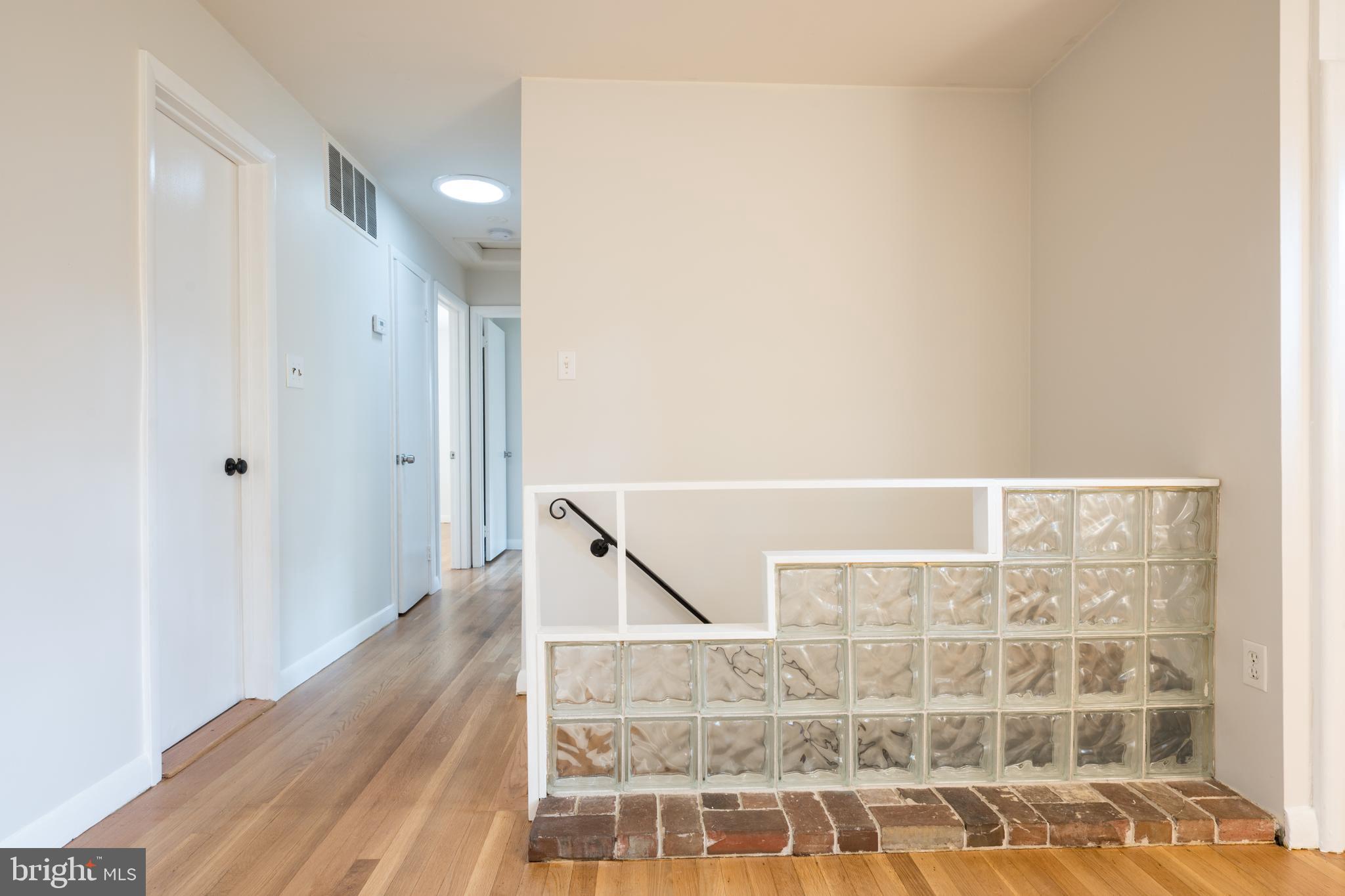 SHERWOOD HALL - Residential