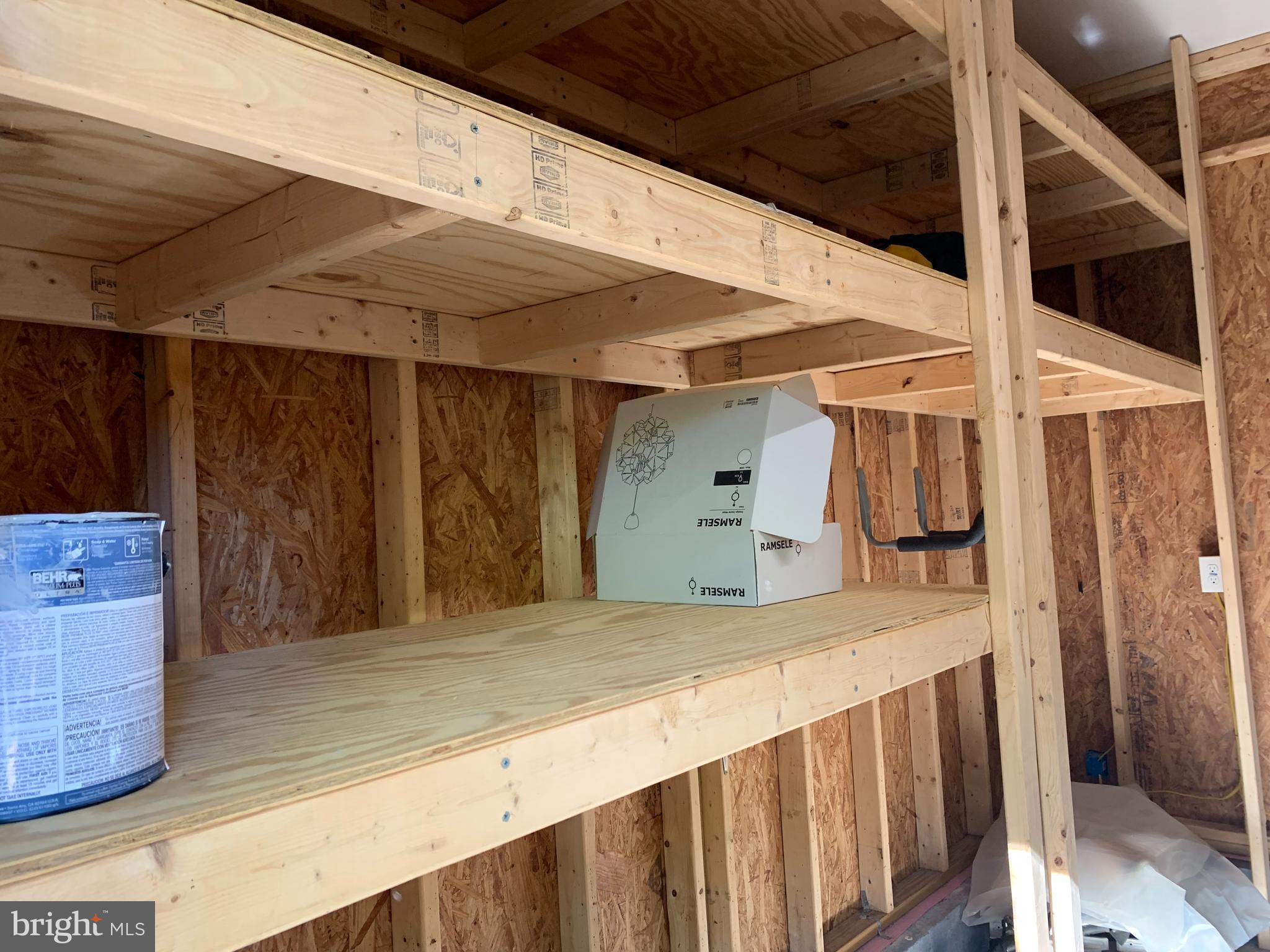 SHERWOOD HALL - Residential