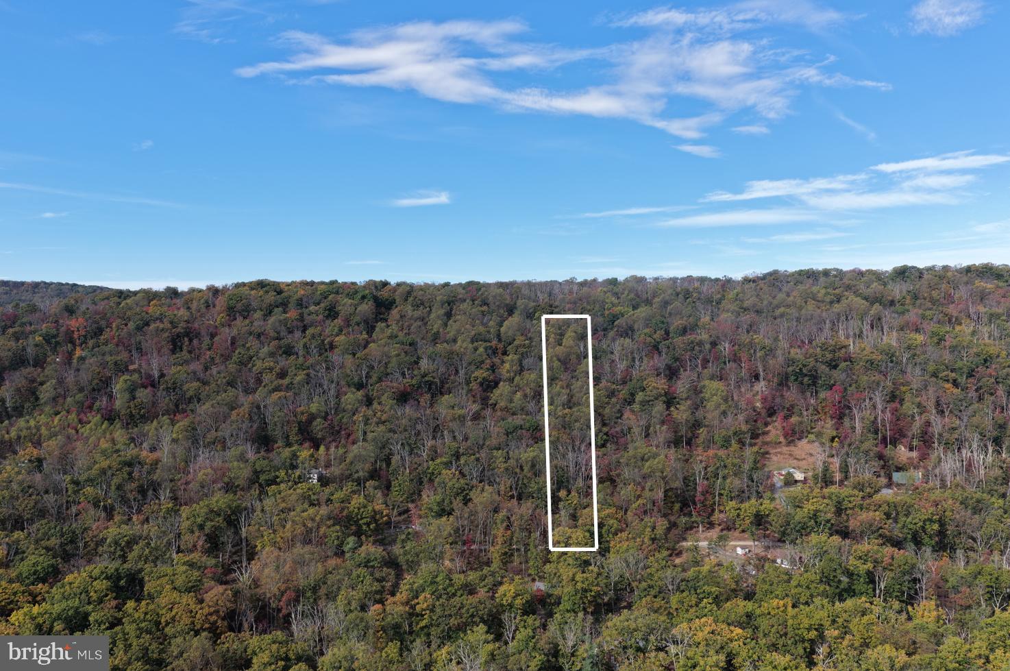 SLEEPY HOLLOW - Land