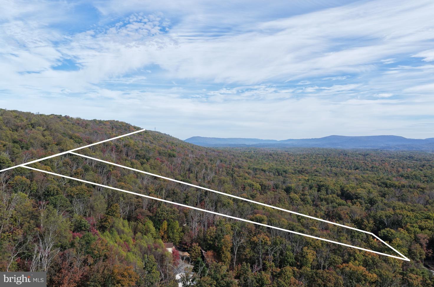 SLEEPY HOLLOW - Land