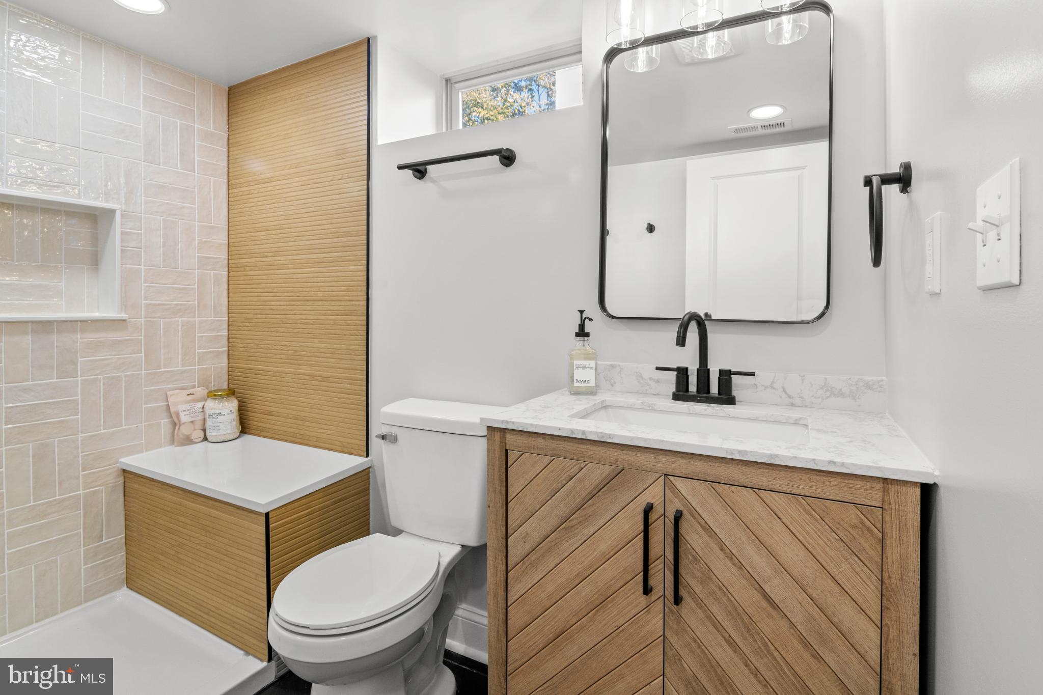 DOUBLE ROCK - Residential