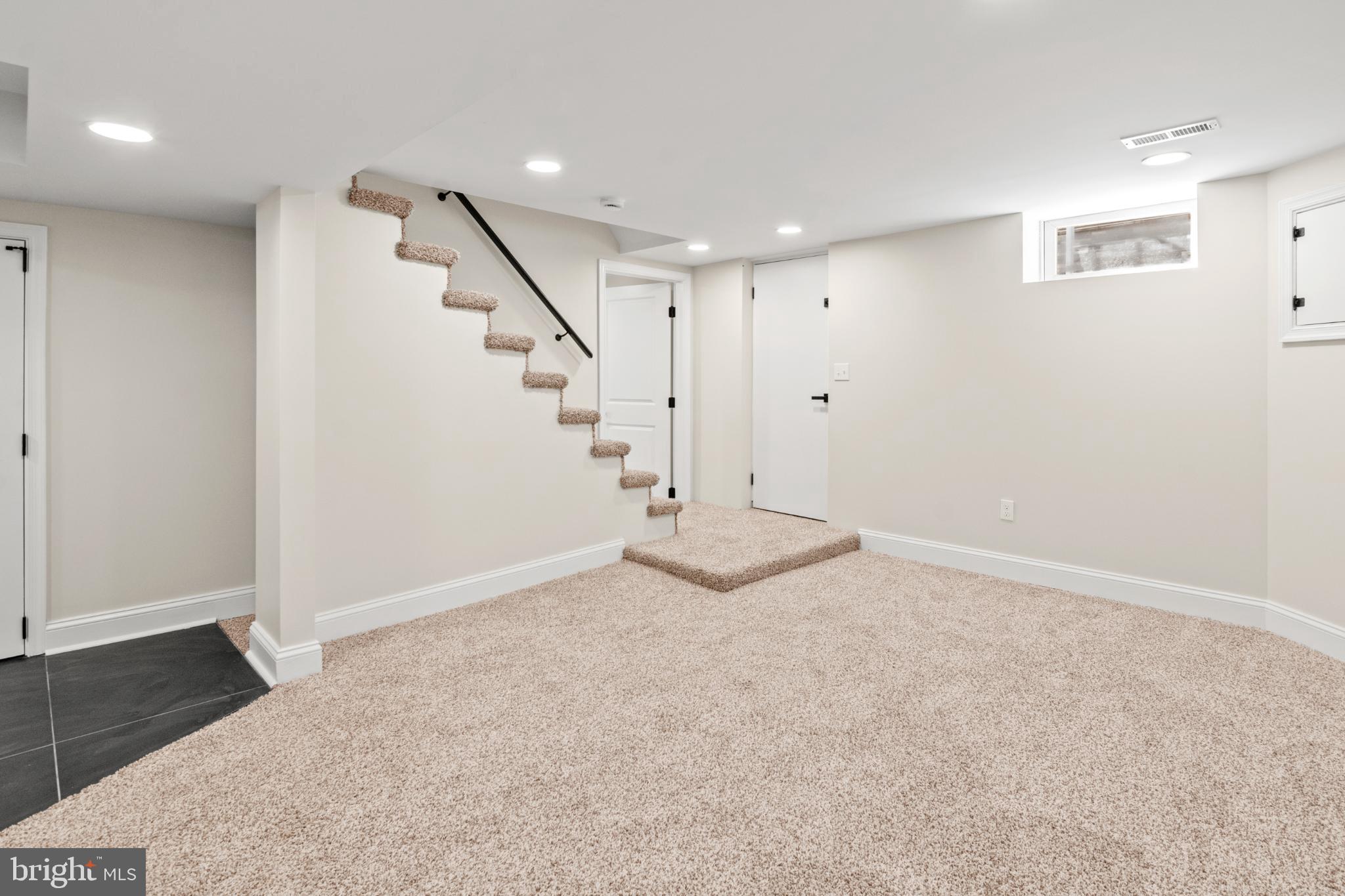 DOUBLE ROCK - Residential