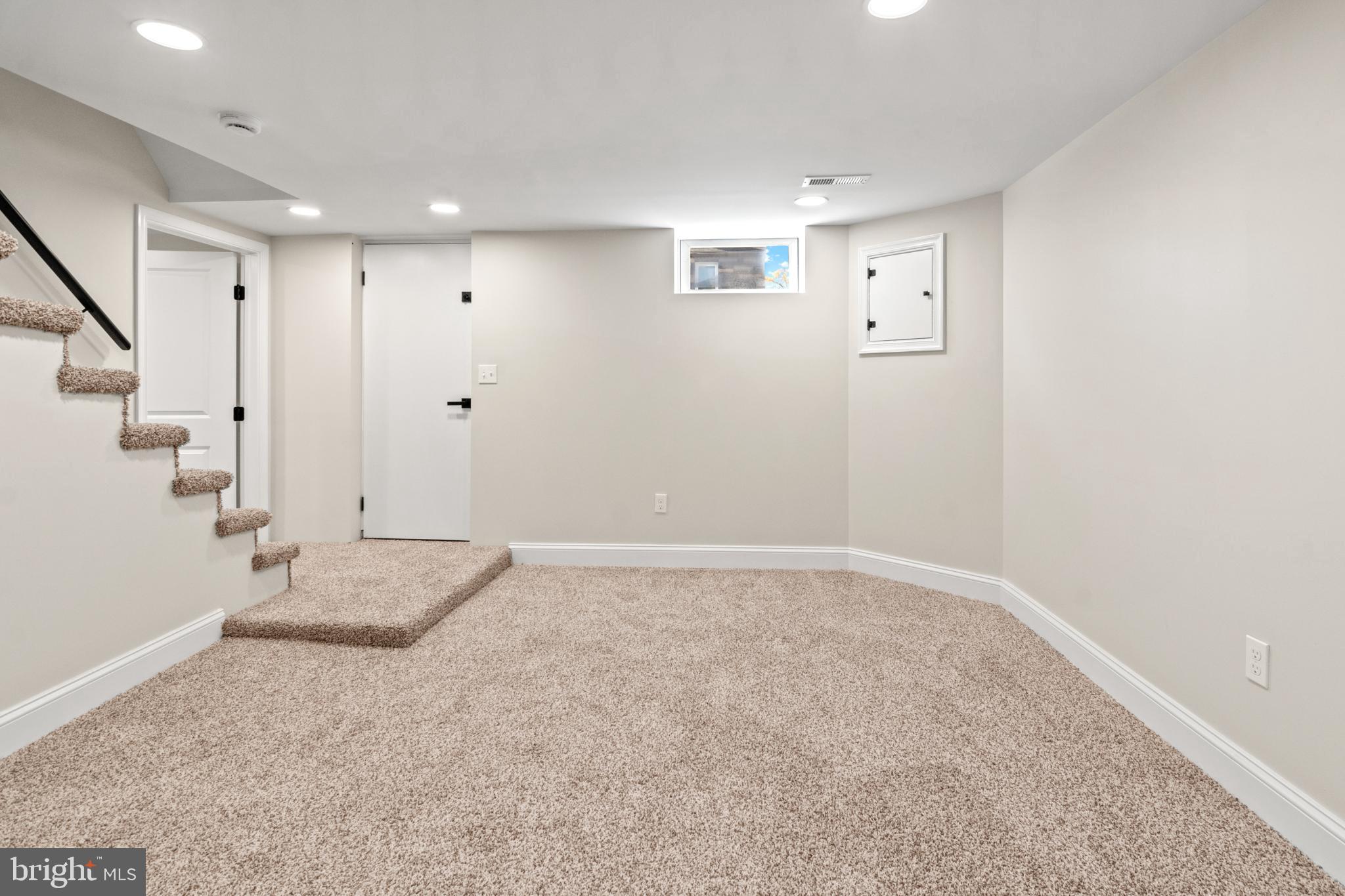 DOUBLE ROCK - Residential