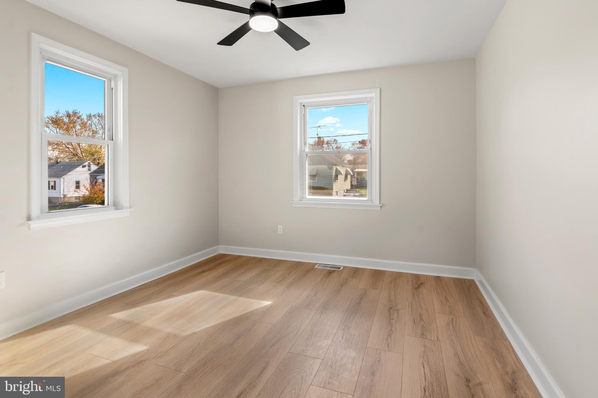 DOUBLE ROCK - Residential