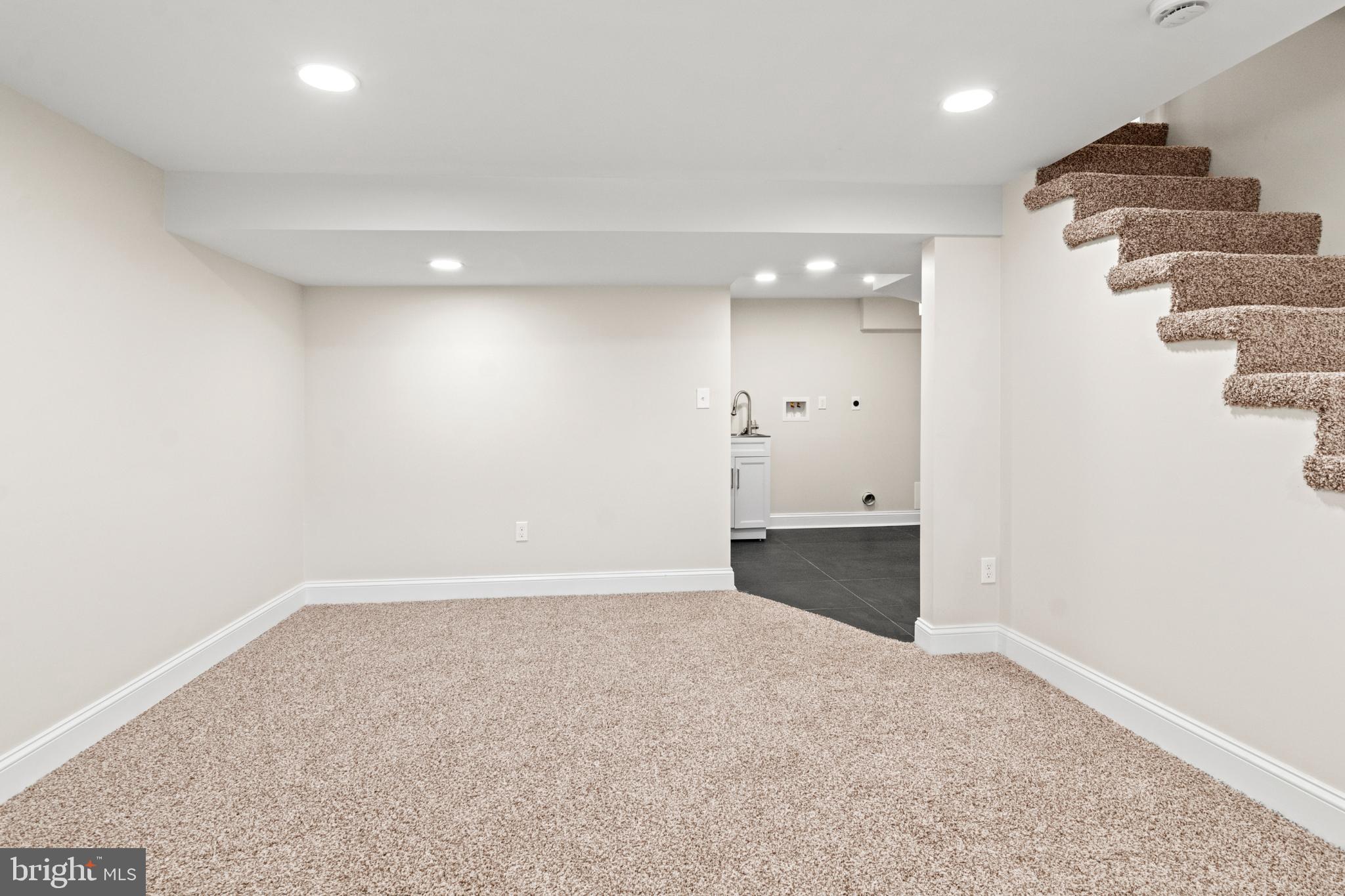 DOUBLE ROCK - Residential