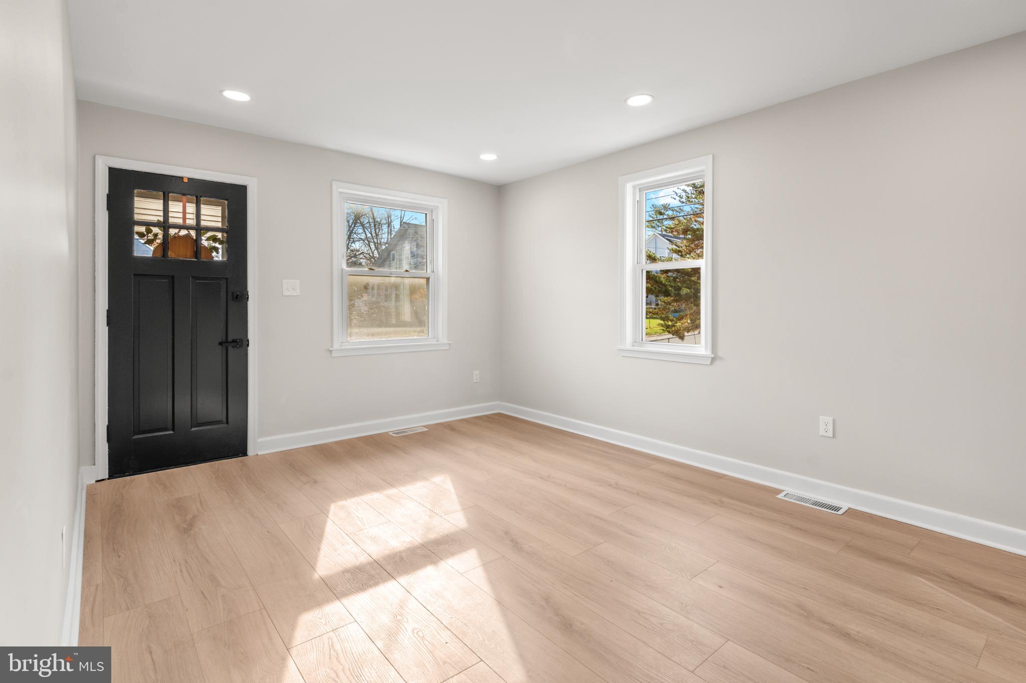 DOUBLE ROCK - Residential