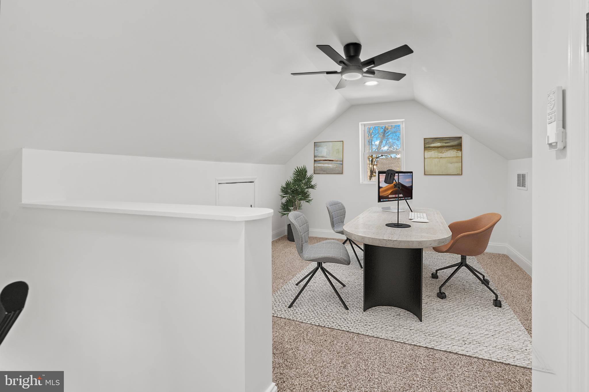 DOUBLE ROCK - Residential