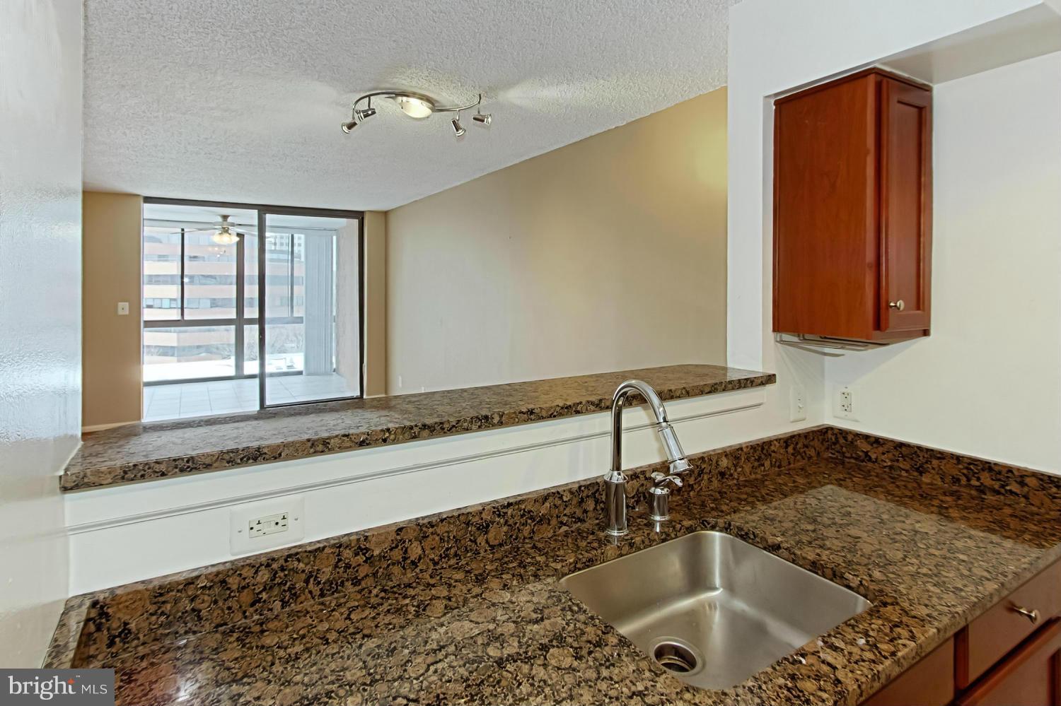 WESTVIEW AT BALLSTON METRO - Residential Lease