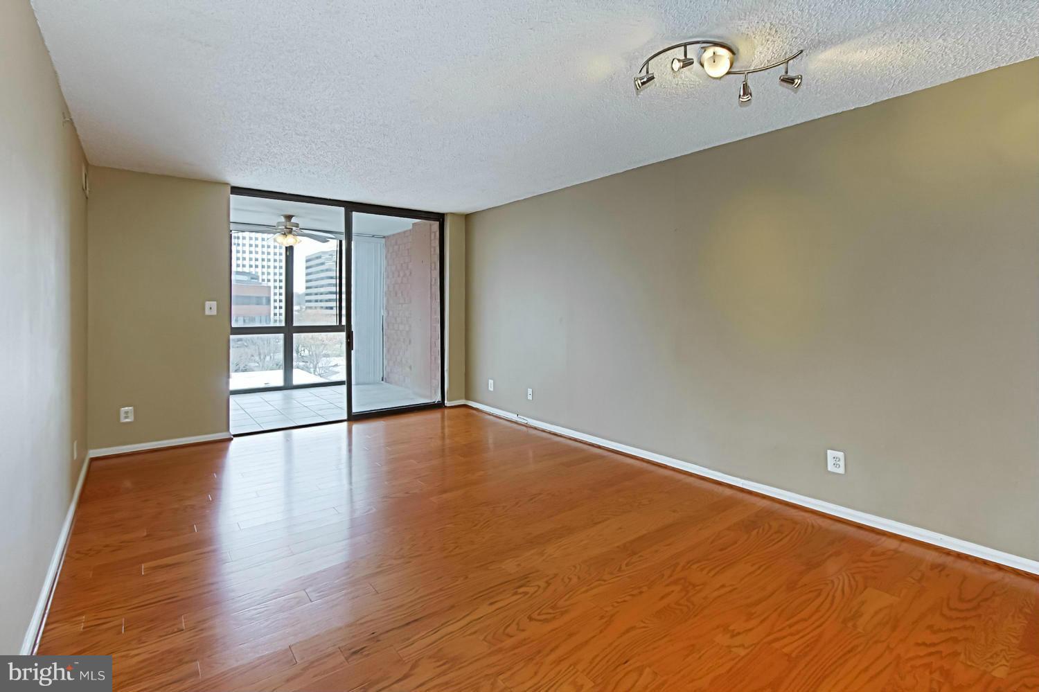 WESTVIEW AT BALLSTON METRO - Residential Lease