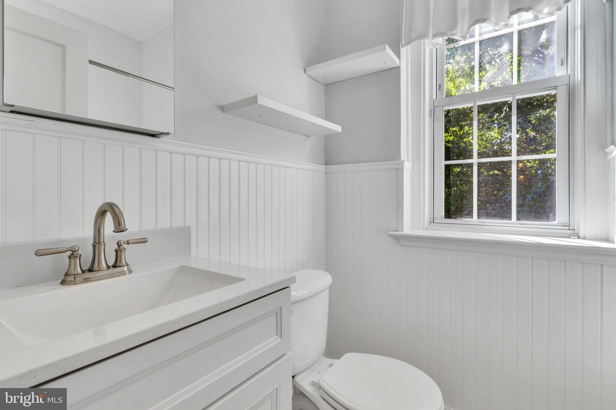 ROSEMONT - Residential Lease