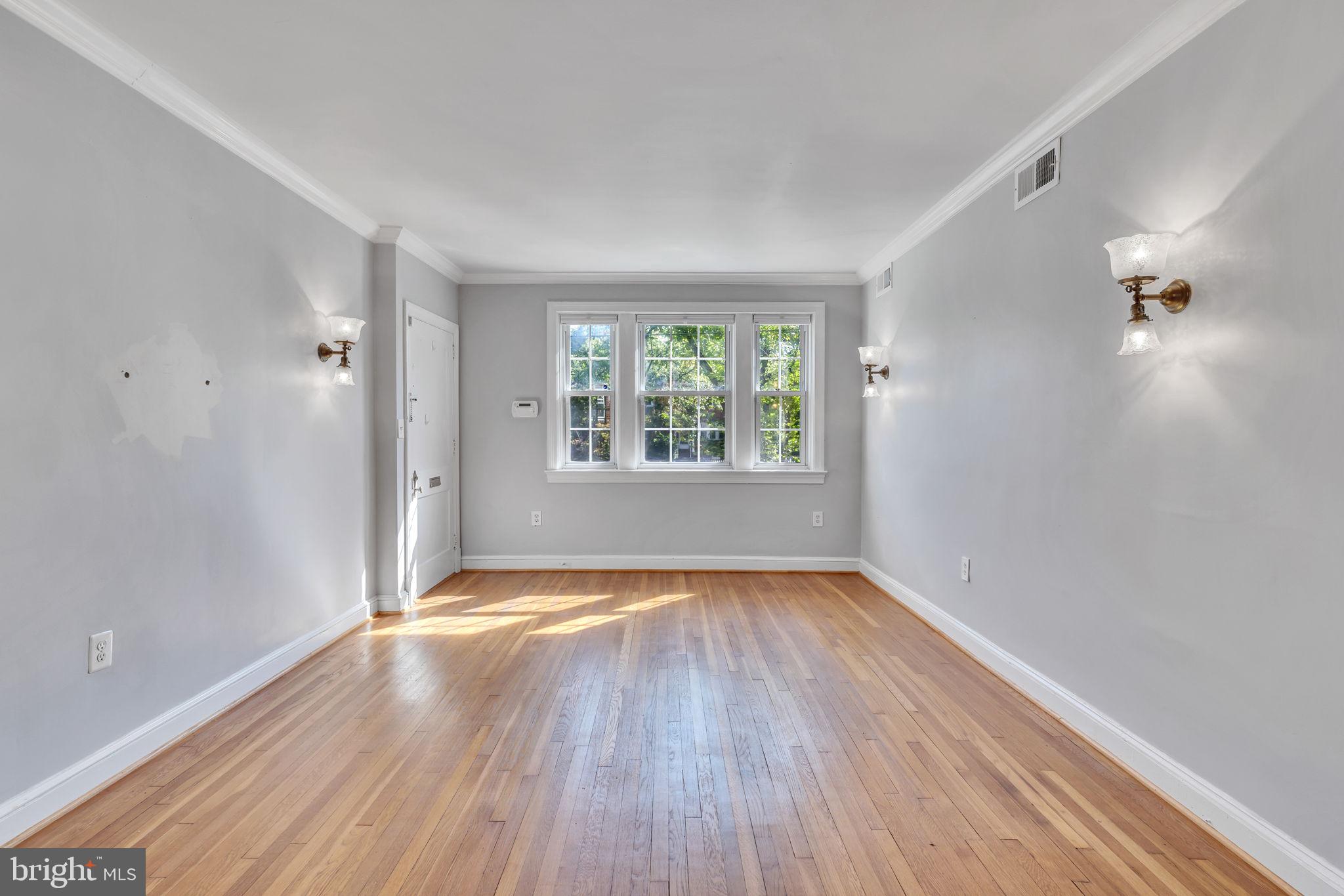 ROSEMONT - Residential Lease