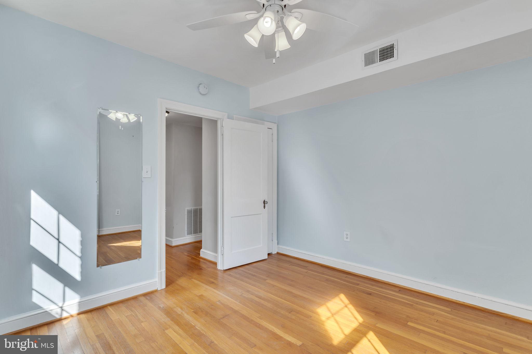 ROSEMONT - Residential Lease