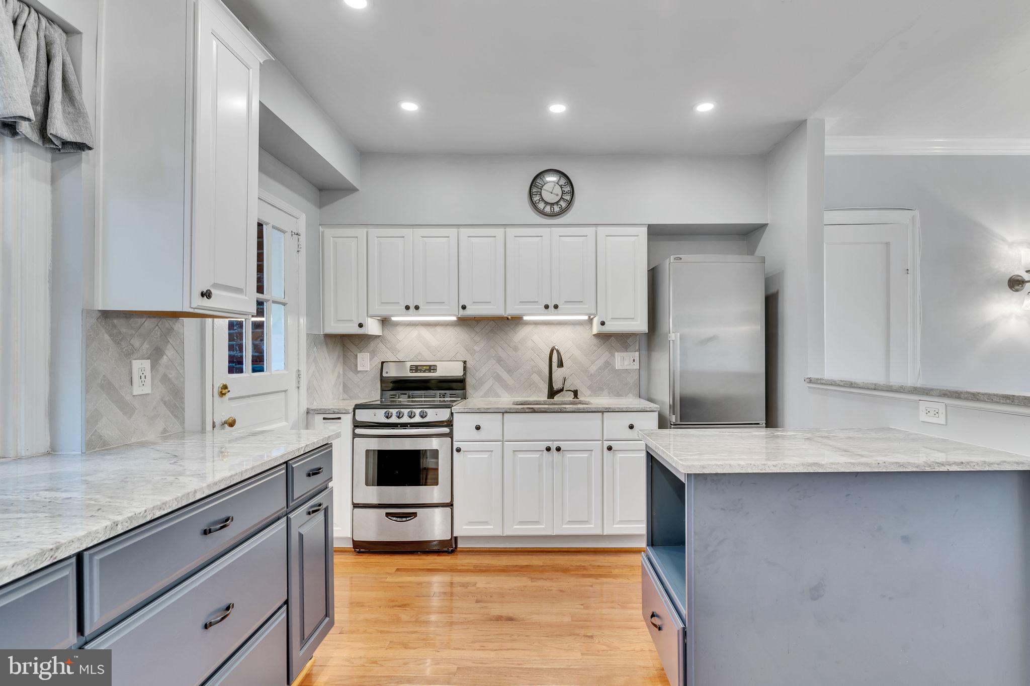 ROSEMONT - Residential Lease