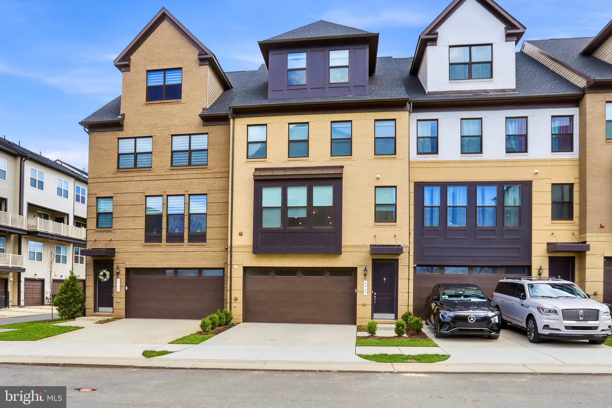 THE BOULEVARDS AT WESTFIELDS - Residential