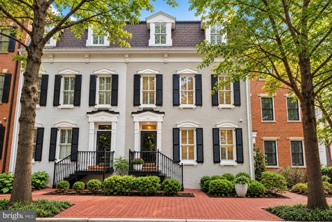 Photo of 1822 Carpenter Road, ALEXANDRIA, VA 22314 (MLS # VAAX2064882)