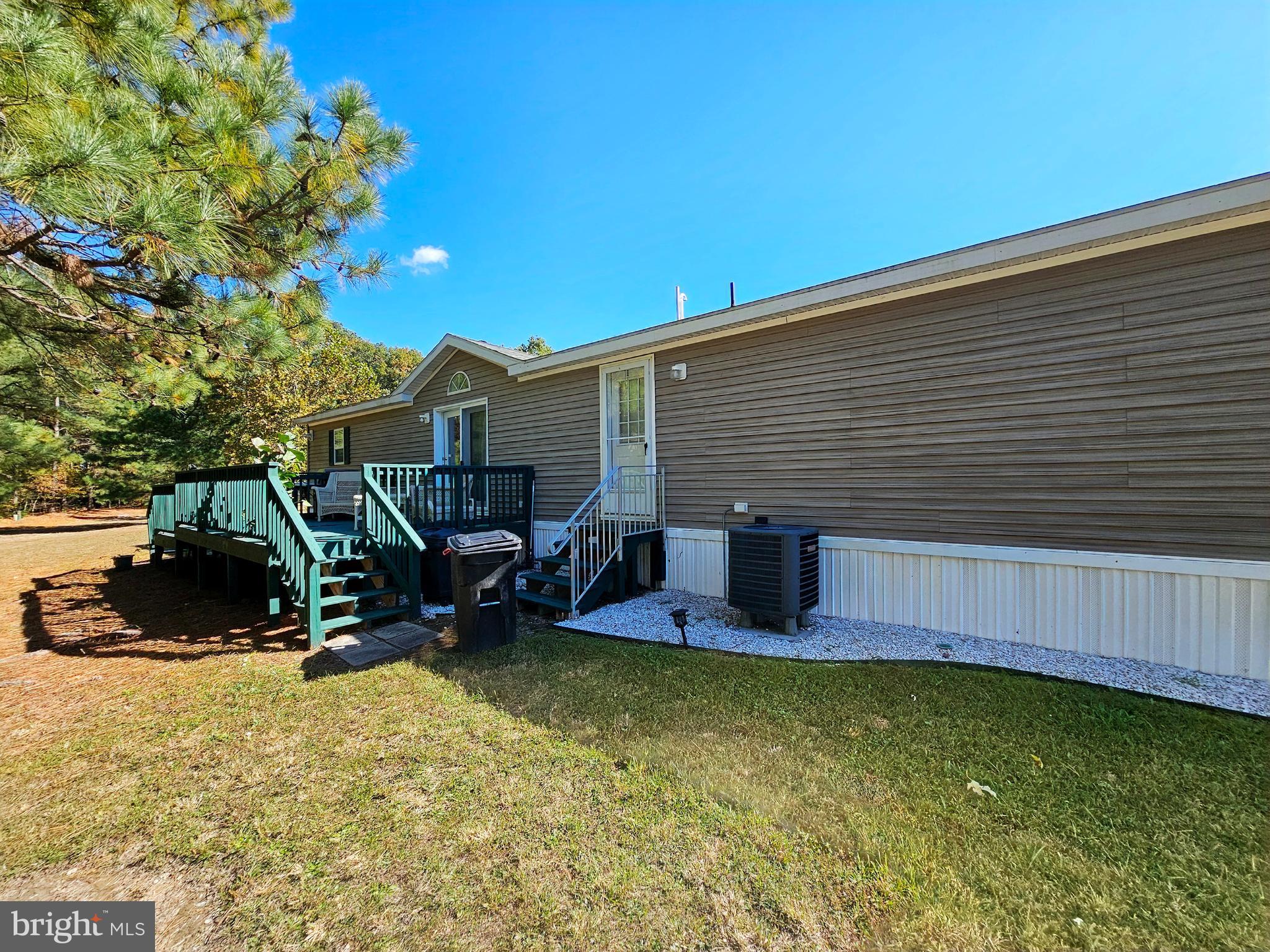 HEBRON WOODS - Residential