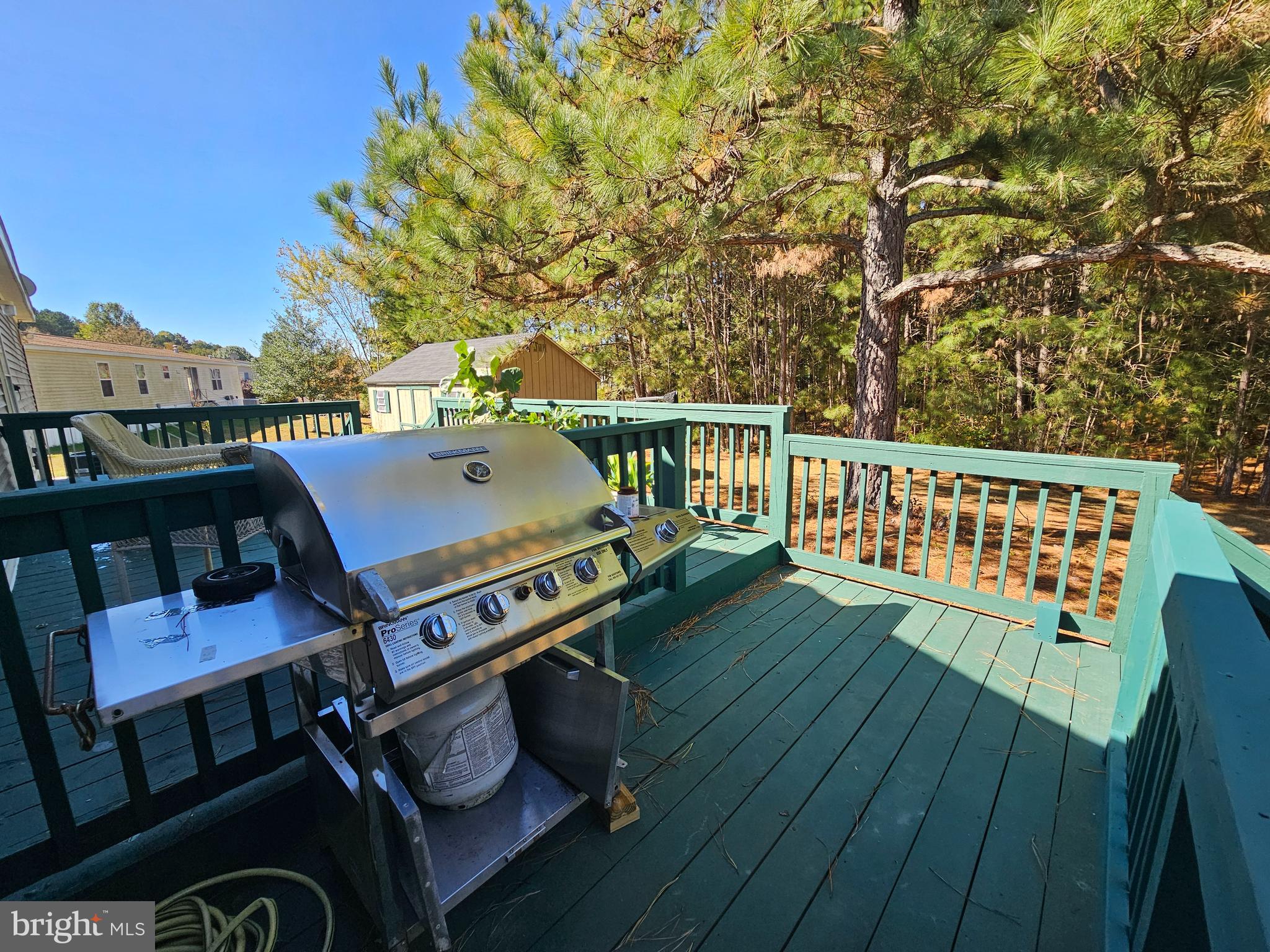 HEBRON WOODS - Residential