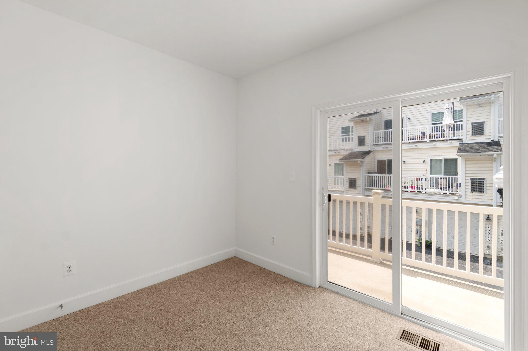 BUCKINGHAM STATION - Residential