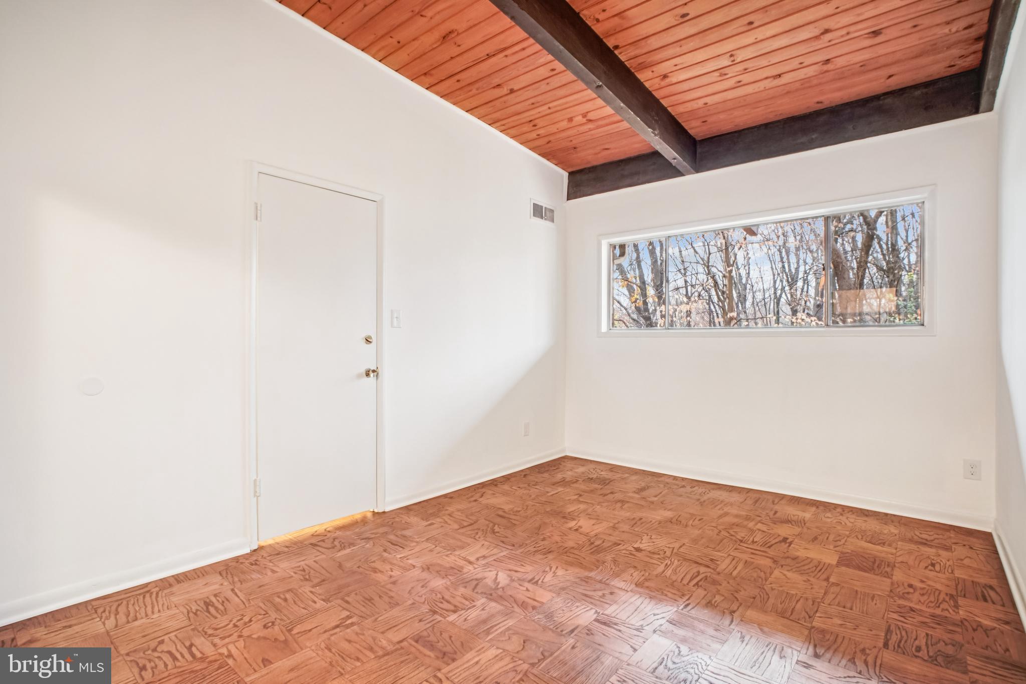 FAIRFAX HERITAGE - Residential