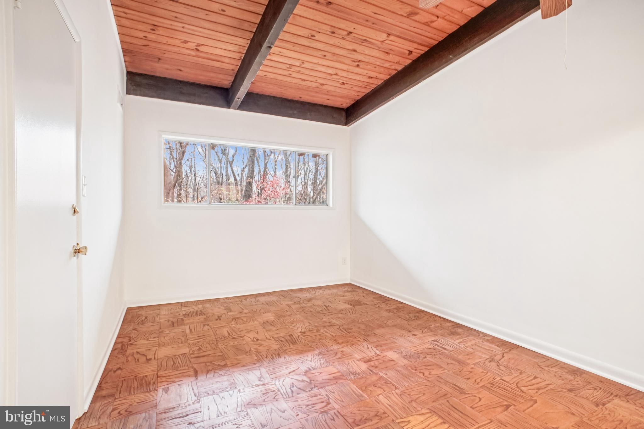 FAIRFAX HERITAGE - Residential