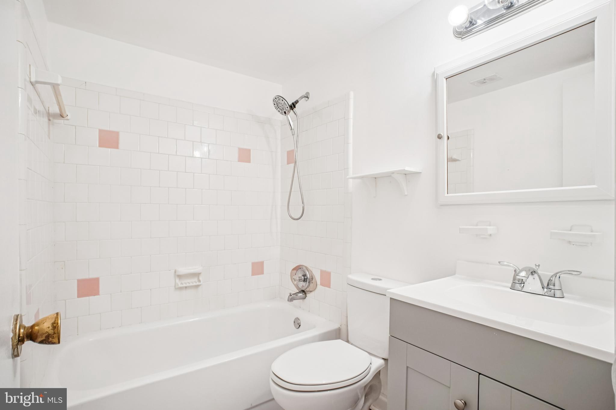 FAIRFAX HERITAGE - Residential