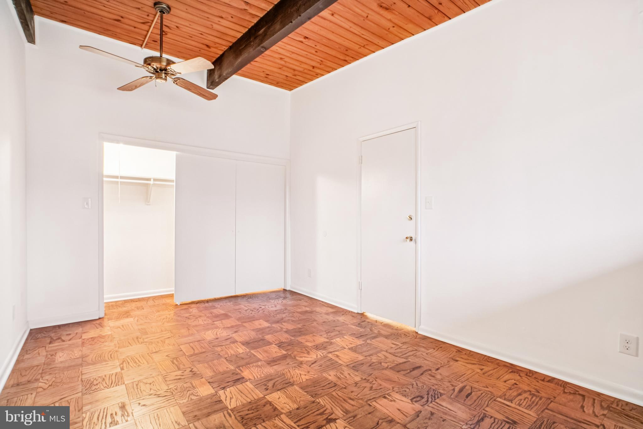 FAIRFAX HERITAGE - Residential