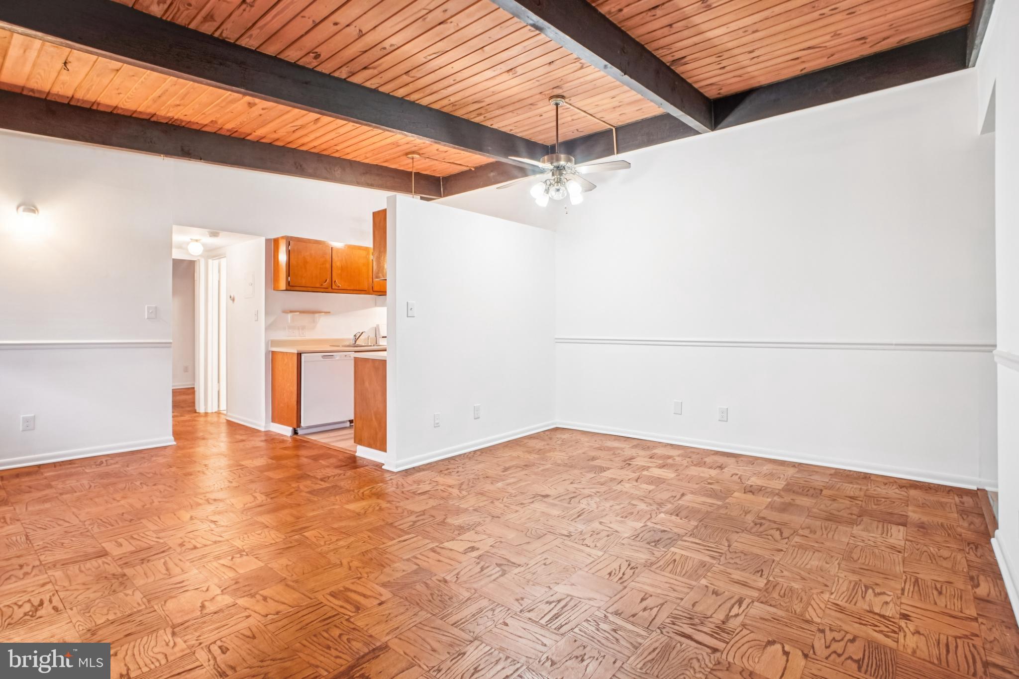 FAIRFAX HERITAGE - Residential