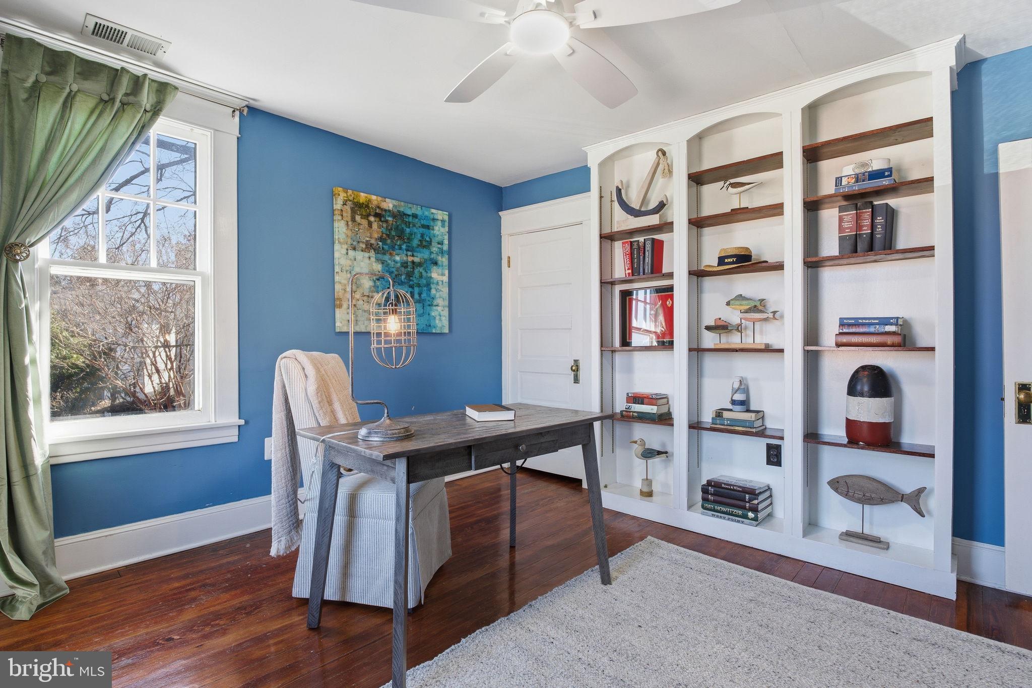 MURRAY HILL - Residential