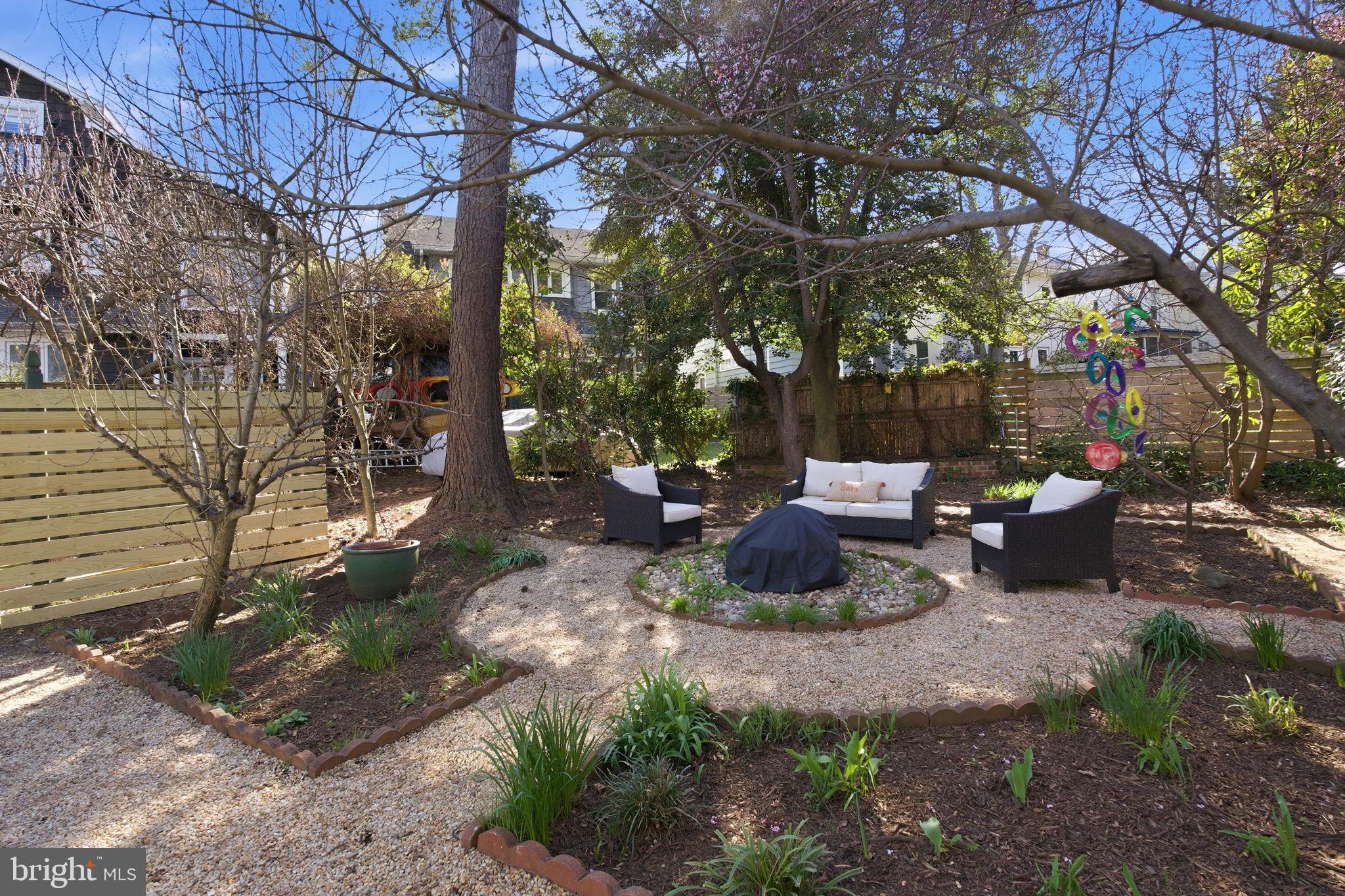 MURRAY HILL - Residential